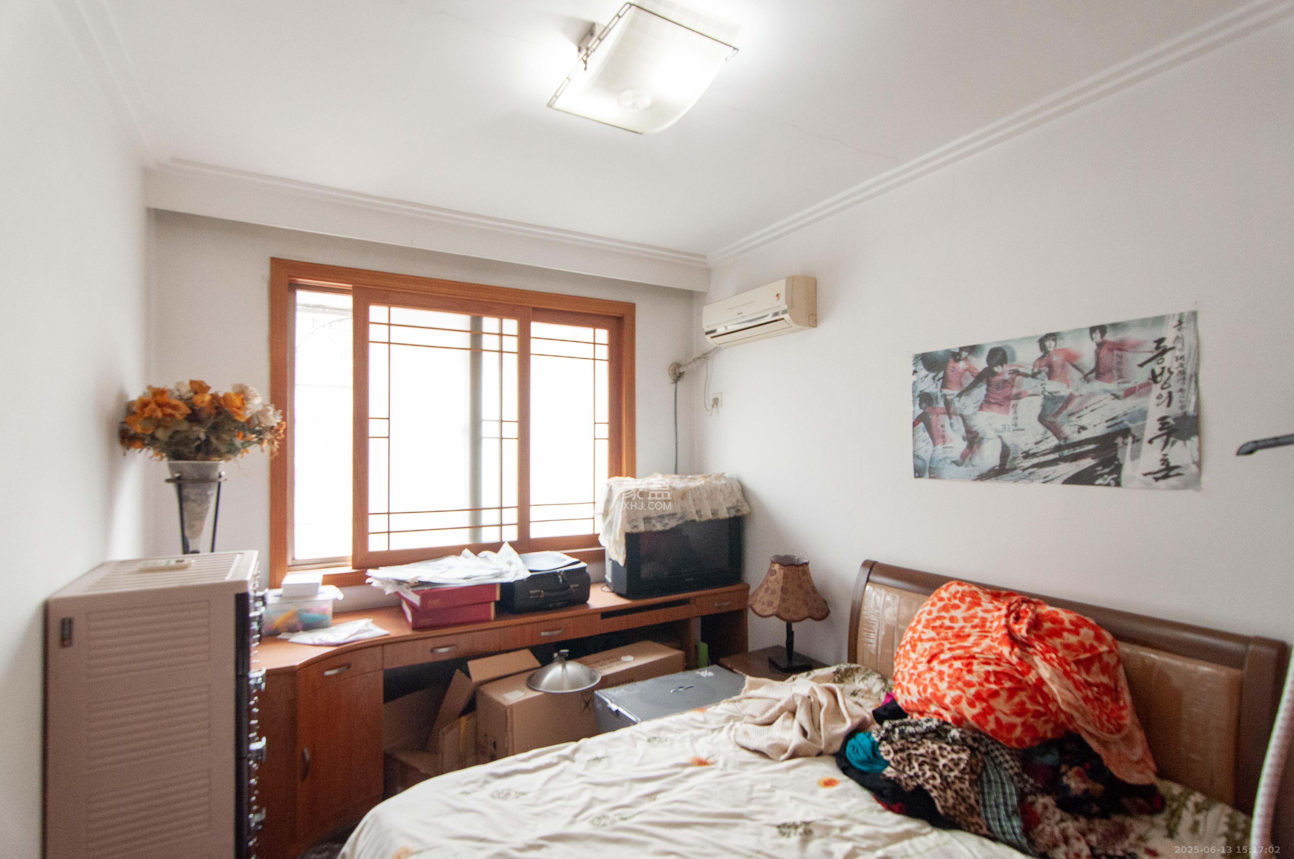 湘仪家园  1室0厅0卫    76.0万 湘仪家园  1室0厅0卫    76.0万其他