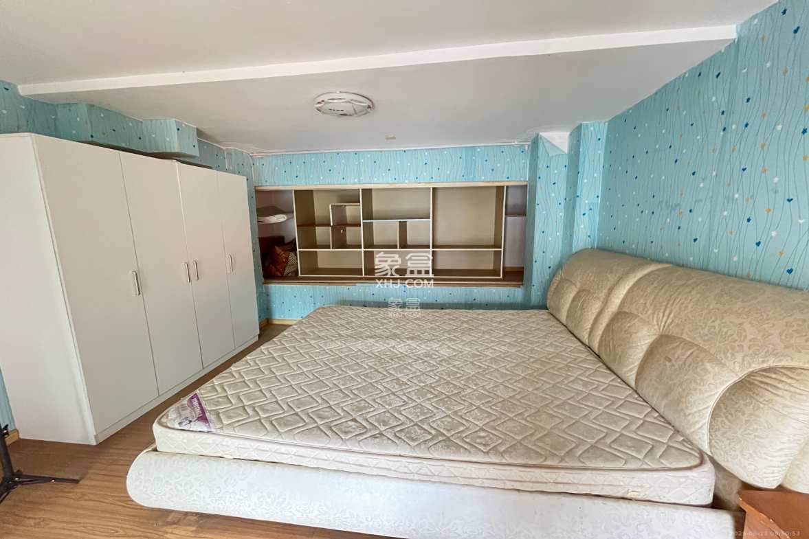 他城(天鸿时代公寓)  1室0厅0卫    1300.0元/月 他城(天鸿时代公寓)  1室0厅0卫    1300.0元/月室内图