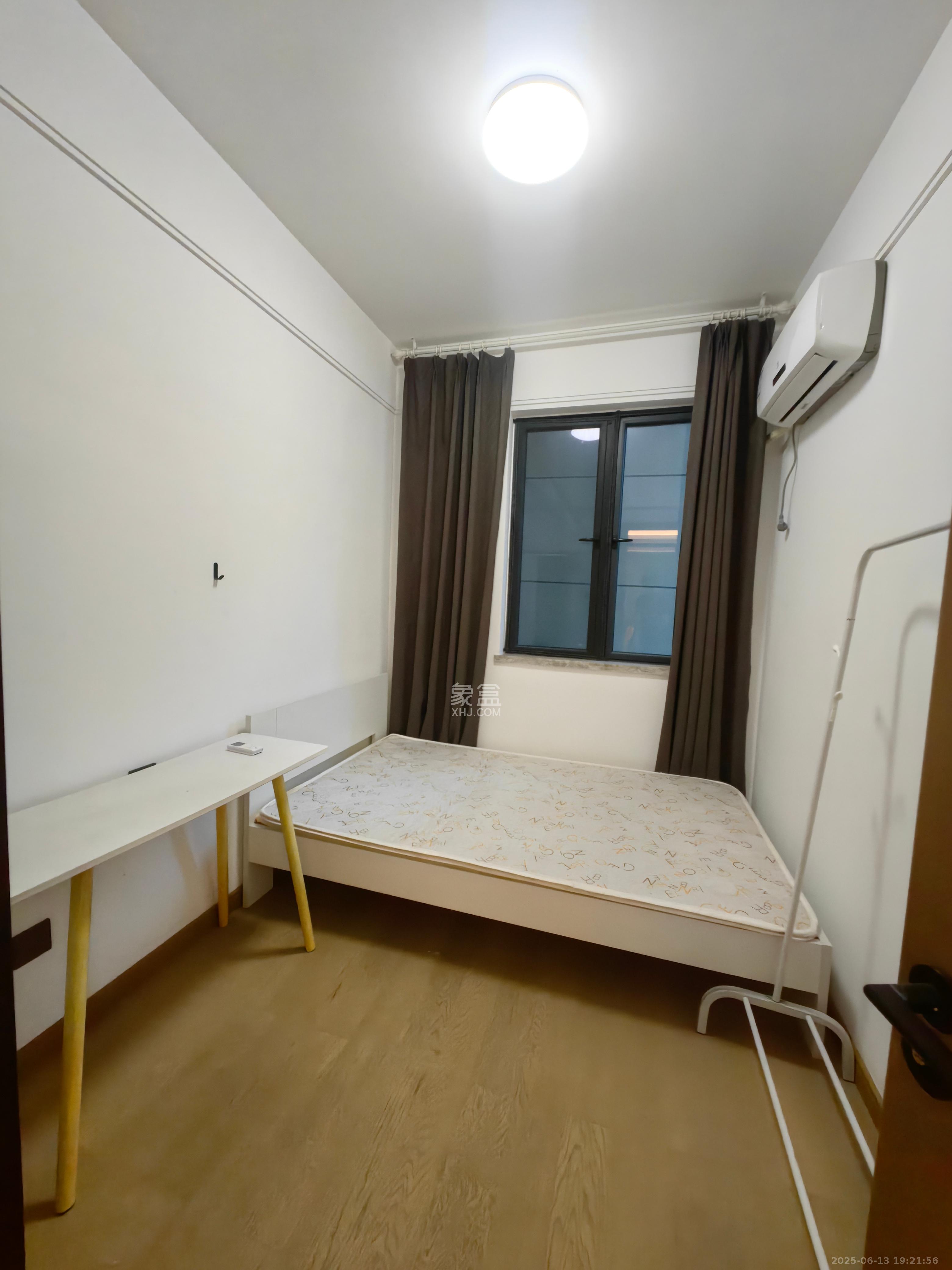 长房云西府一期  3室2厅1卫   2800.00元/月室内图