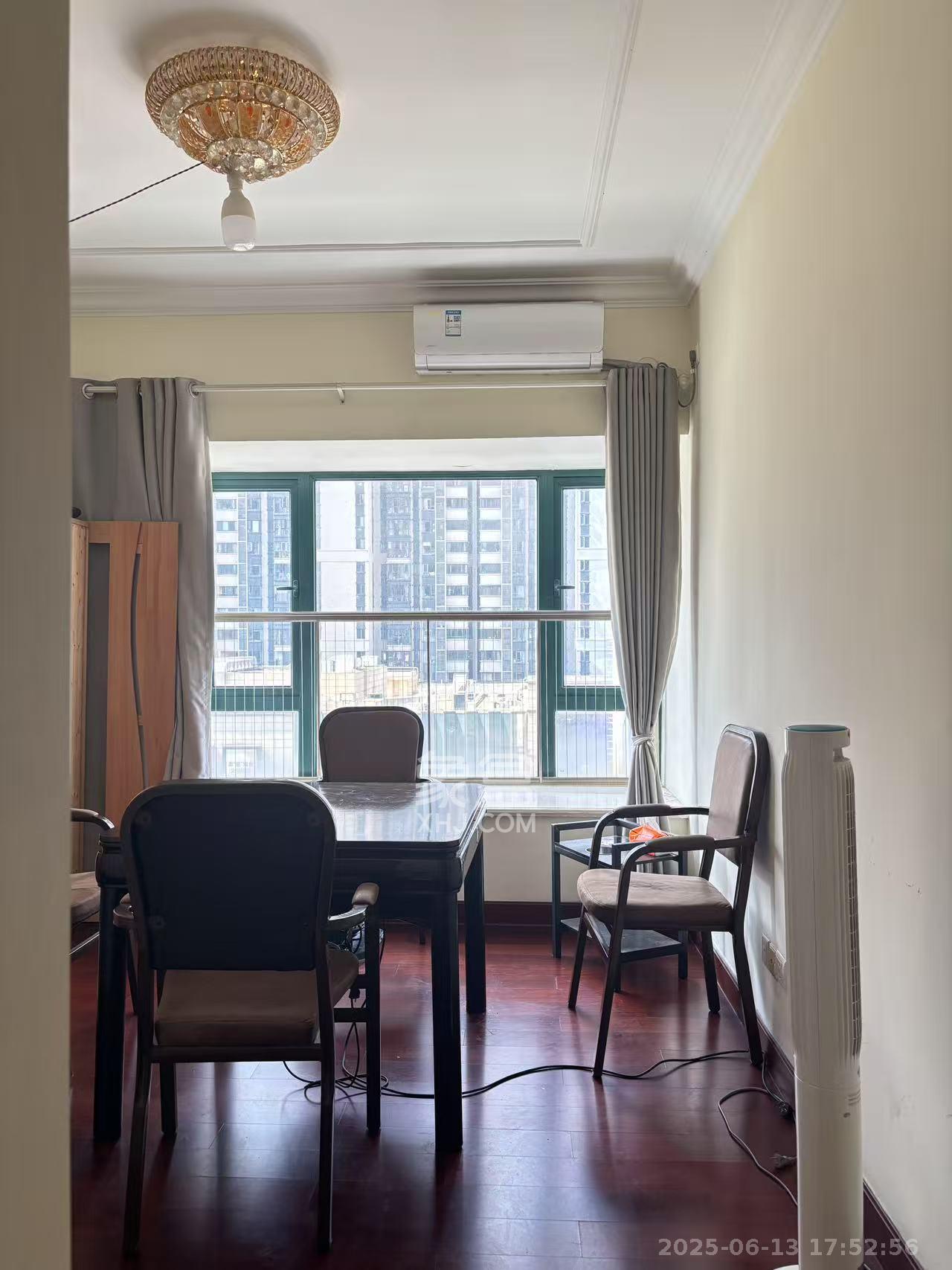 恒大翡翠华庭 2室2厅1卫 2100.0元/月 恒大翡翠华庭 2室2厅1卫 2100.0元/月室内图