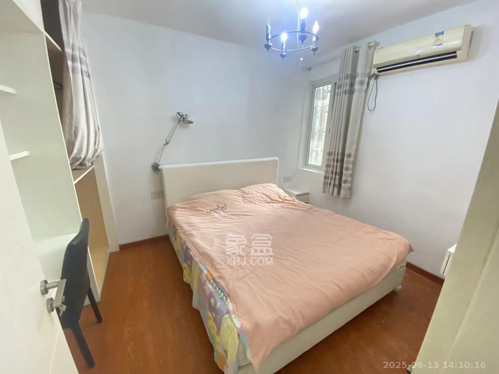 巧克力空间(建鸿达现代大厦) 2室2厅1卫 2000.0元/月 巧克力空间(建鸿达现代大厦) 2室2厅1卫 2000.0元/月室内图