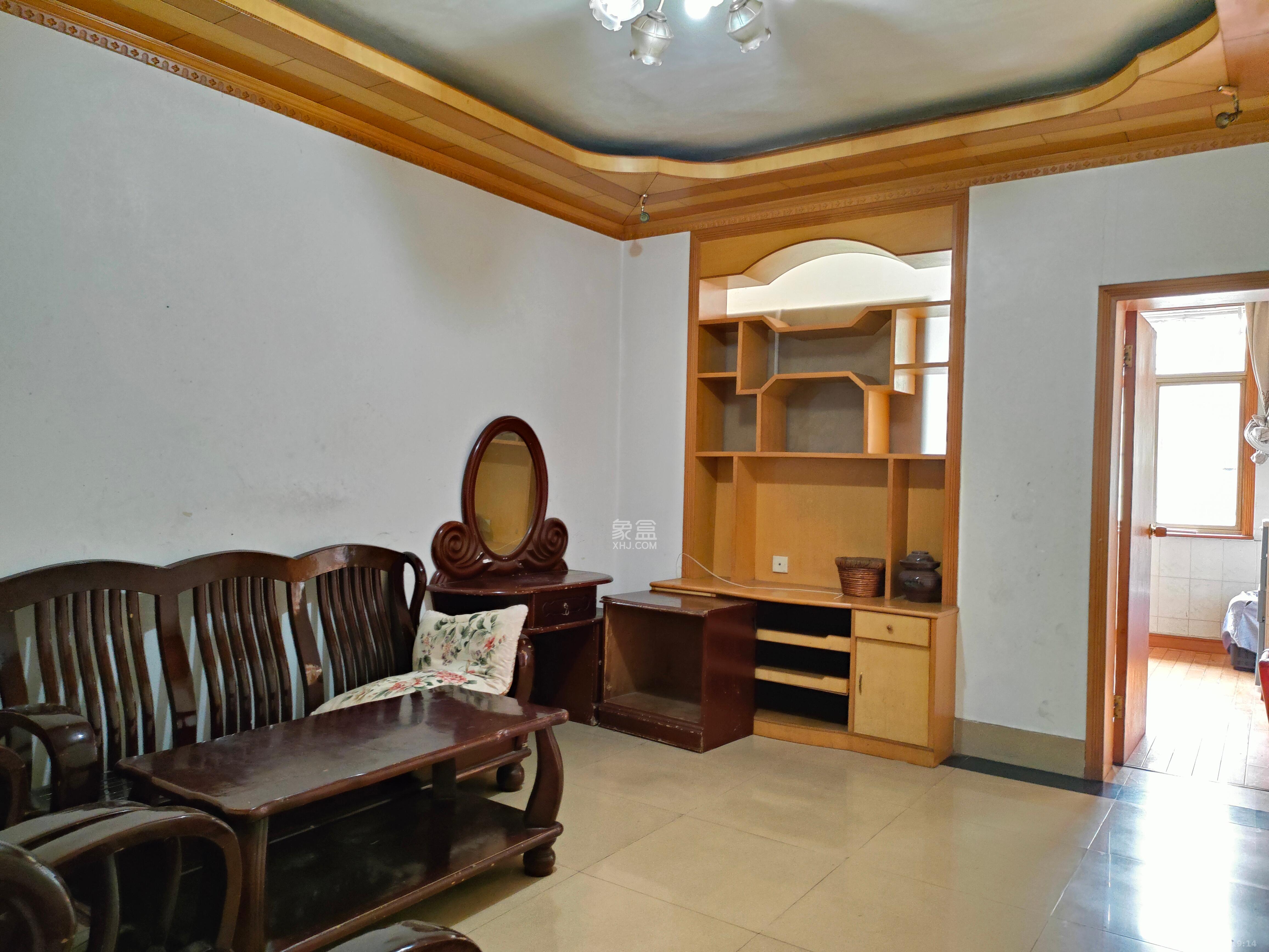 中建五局信和苑三区 4室1厅1卫 1500.0元/月 中建五局信和苑三区 4室1厅1卫 1500.0元/月室内图