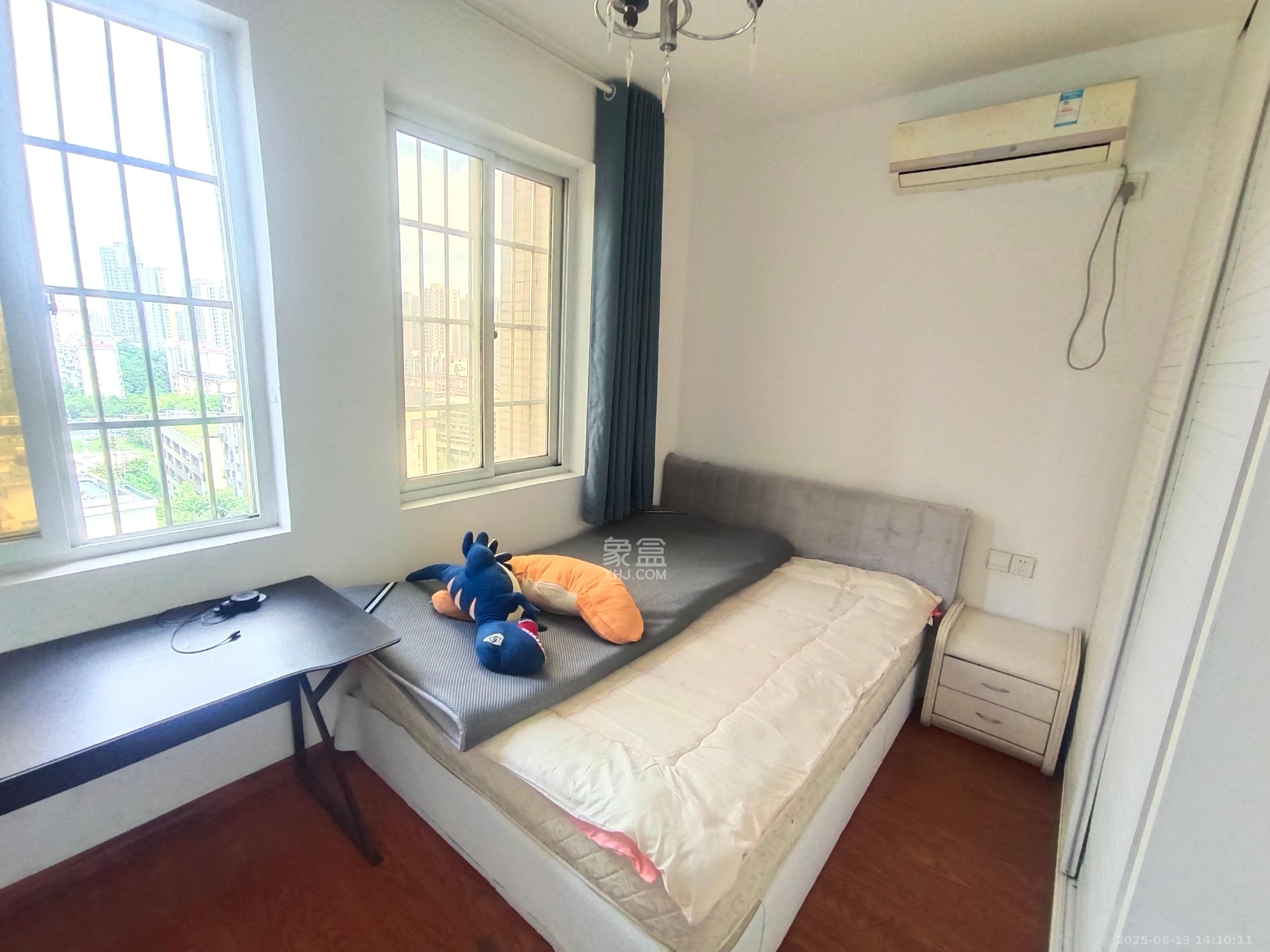 巧克力空间(建鸿达现代大厦) 2室2厅1卫 2000.0元/月 巧克力空间(建鸿达现代大厦) 2室2厅1卫 2000.0元/月室内图