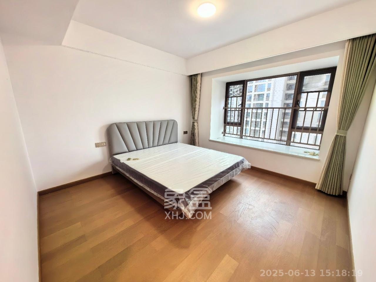 长沙溪山悦  4室2厅2卫   3400.00元/月室内图