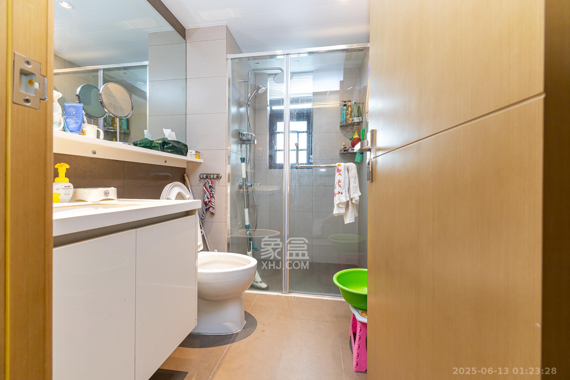 时代倾城四期 2室2厅1卫 85.0万 时代倾城四期 2室2厅1卫 85.0万卫生间