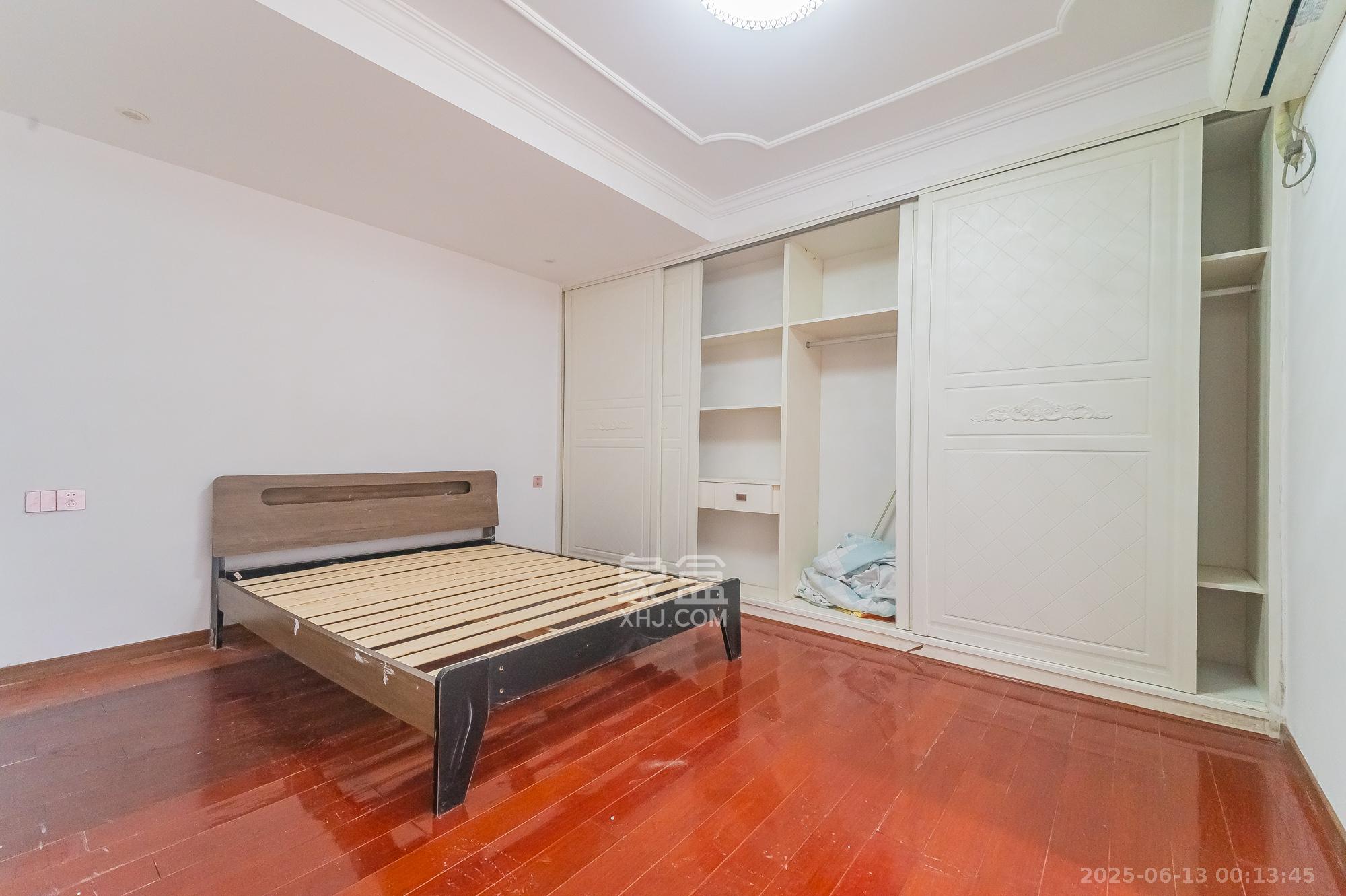 海伦春天  5室3厅4卫    208.0万 海伦春天  5室3厅4卫    208.0万其他