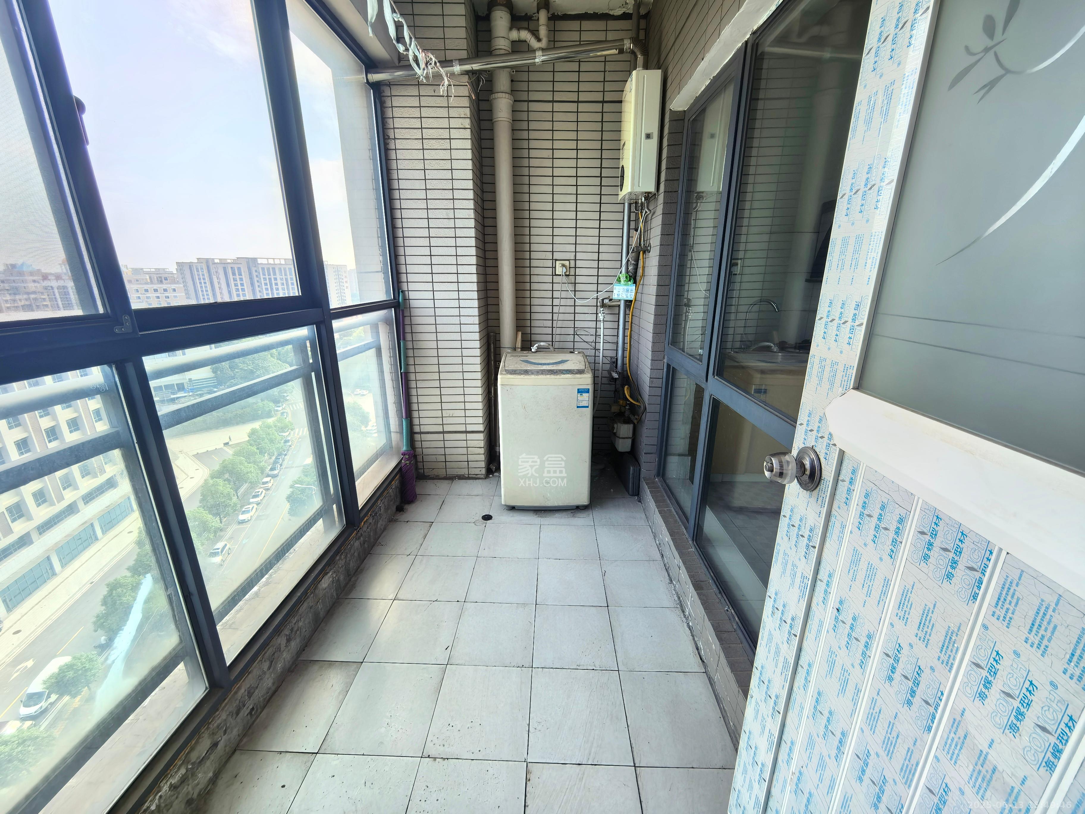 中信城市广场（中信新城一期）  1室1厅1卫   1400.00元/月室内图