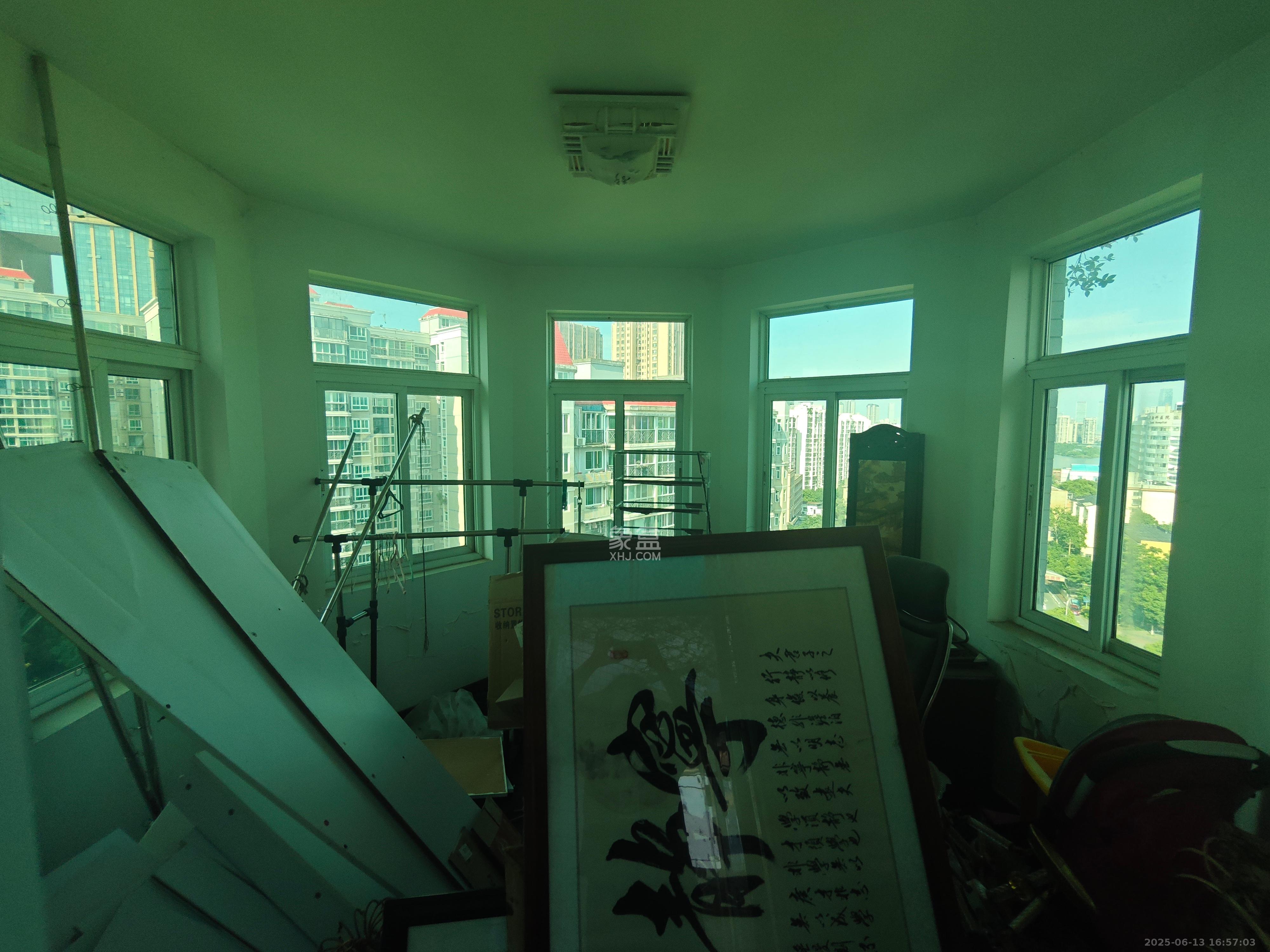 格林星城 4室2厅2卫 4100.0元/月 格林星城 4室2厅2卫 4100.0元/月室内图