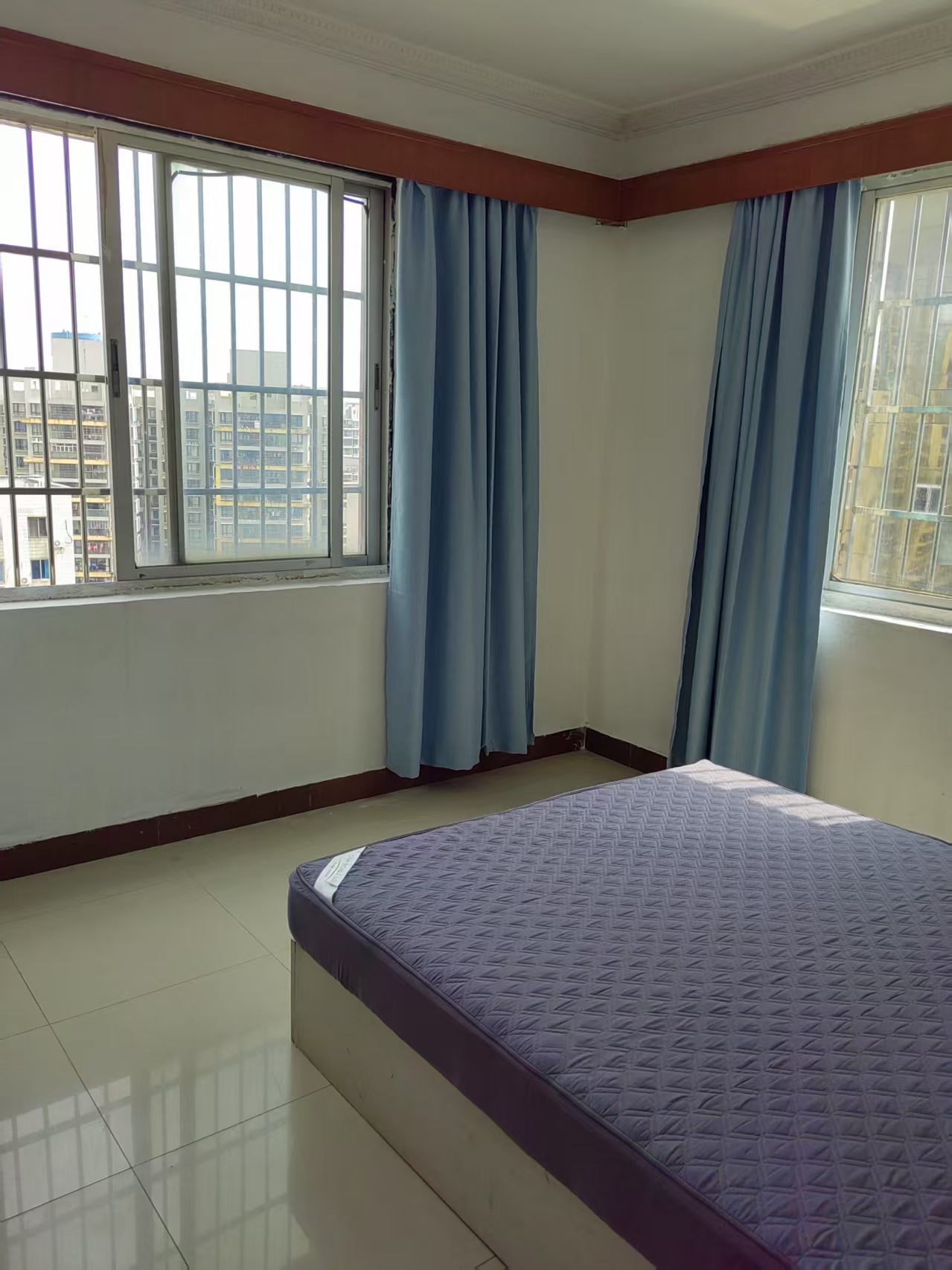 九都大厦 3室2厅2卫 2400.0元/月 九都大厦 3室2厅2卫 2400.0元/月室内图