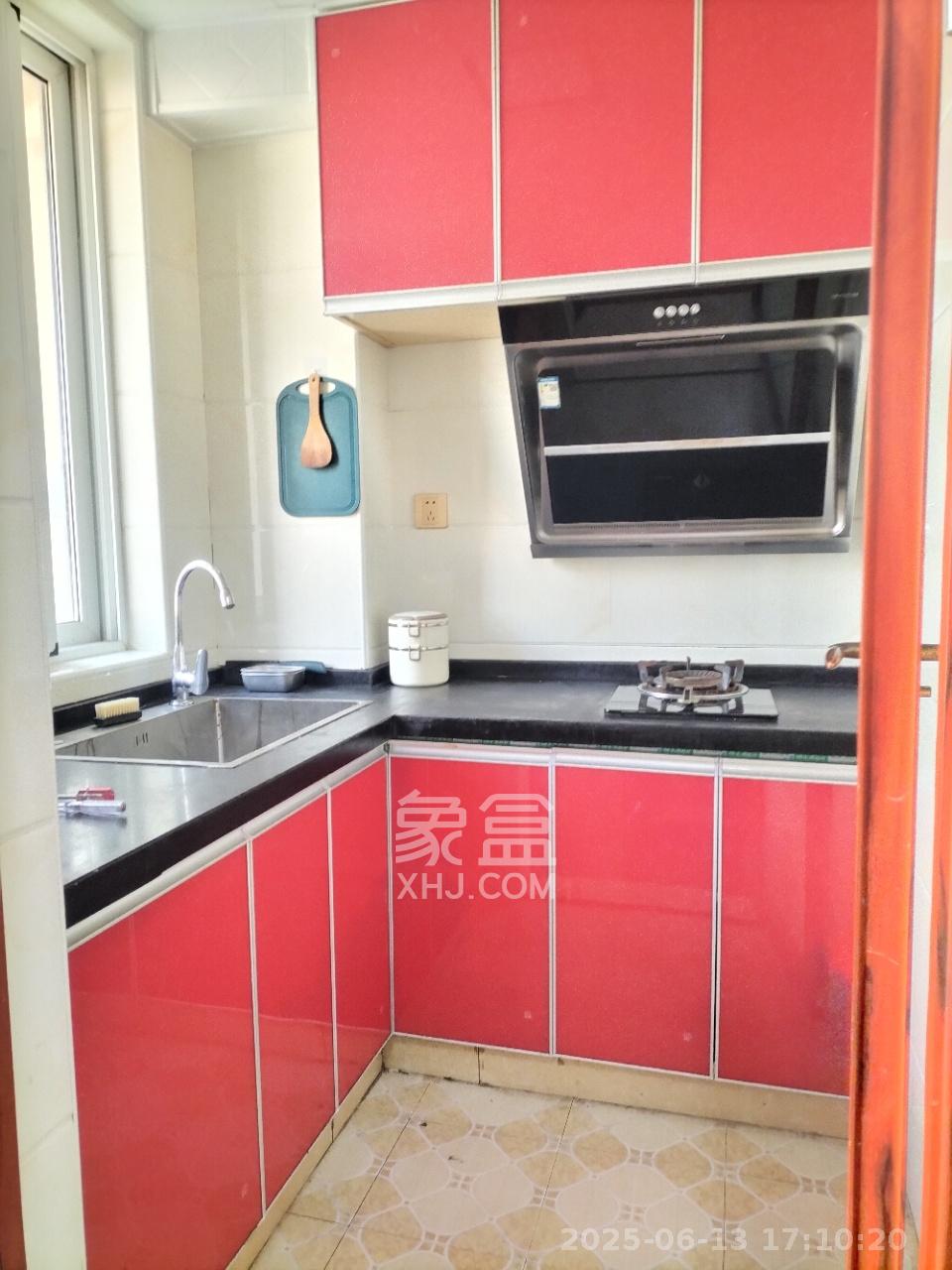 家兴苑 3室1厅1卫 1500.0元/月 家兴苑 3室1厅1卫 1500.0元/月室内图