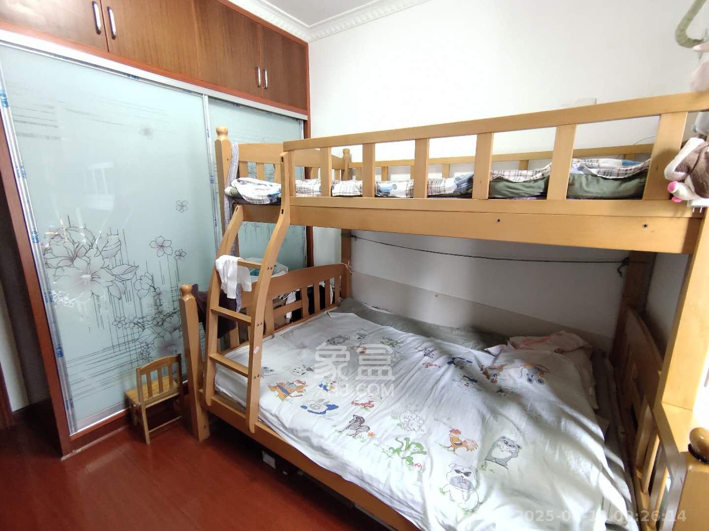 长房时代城  2室1厅1卫   2600.00元/月室内图