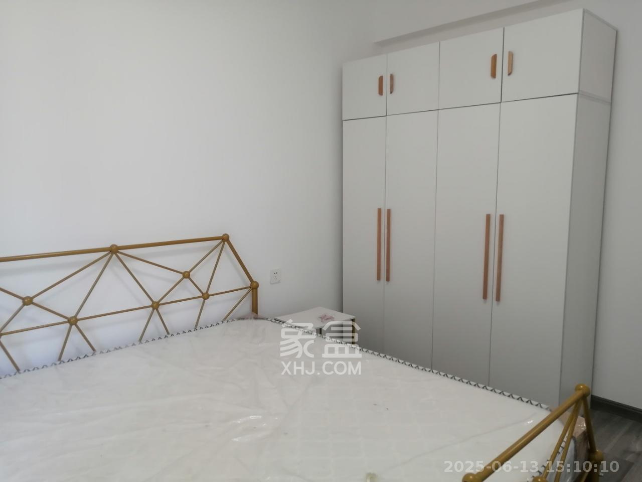 澳海月亮湾 3室2厅2卫 1700.0元/月 澳海月亮湾 3室2厅2卫 1700.0元/月室内图