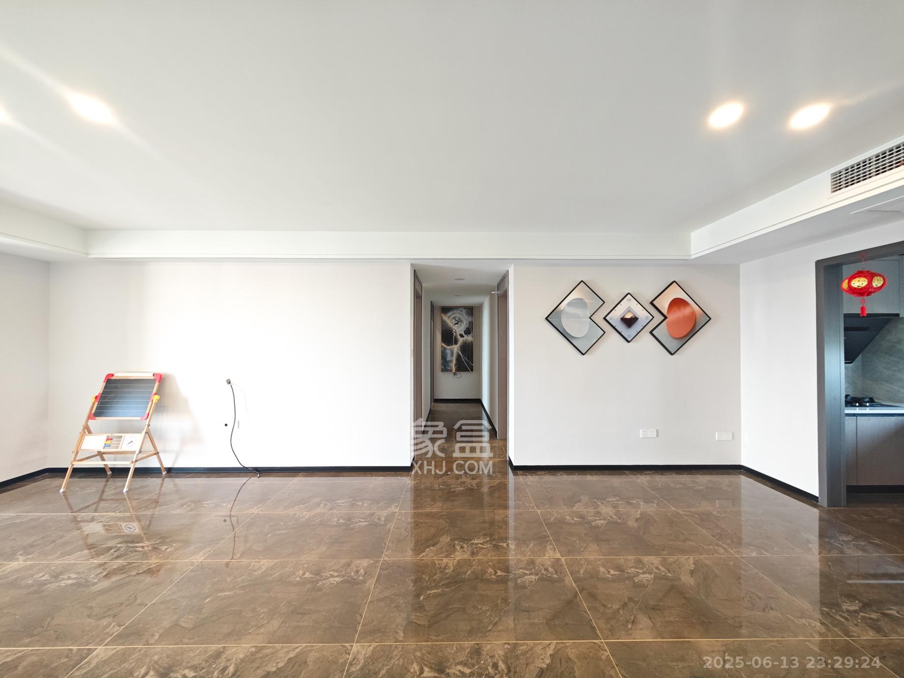 保利城(中航城国际社区、郡原美村)  4室2厅2卫    168.0万 保利城(中航城国际社区、郡原美村)  4室2厅2卫    168.0万