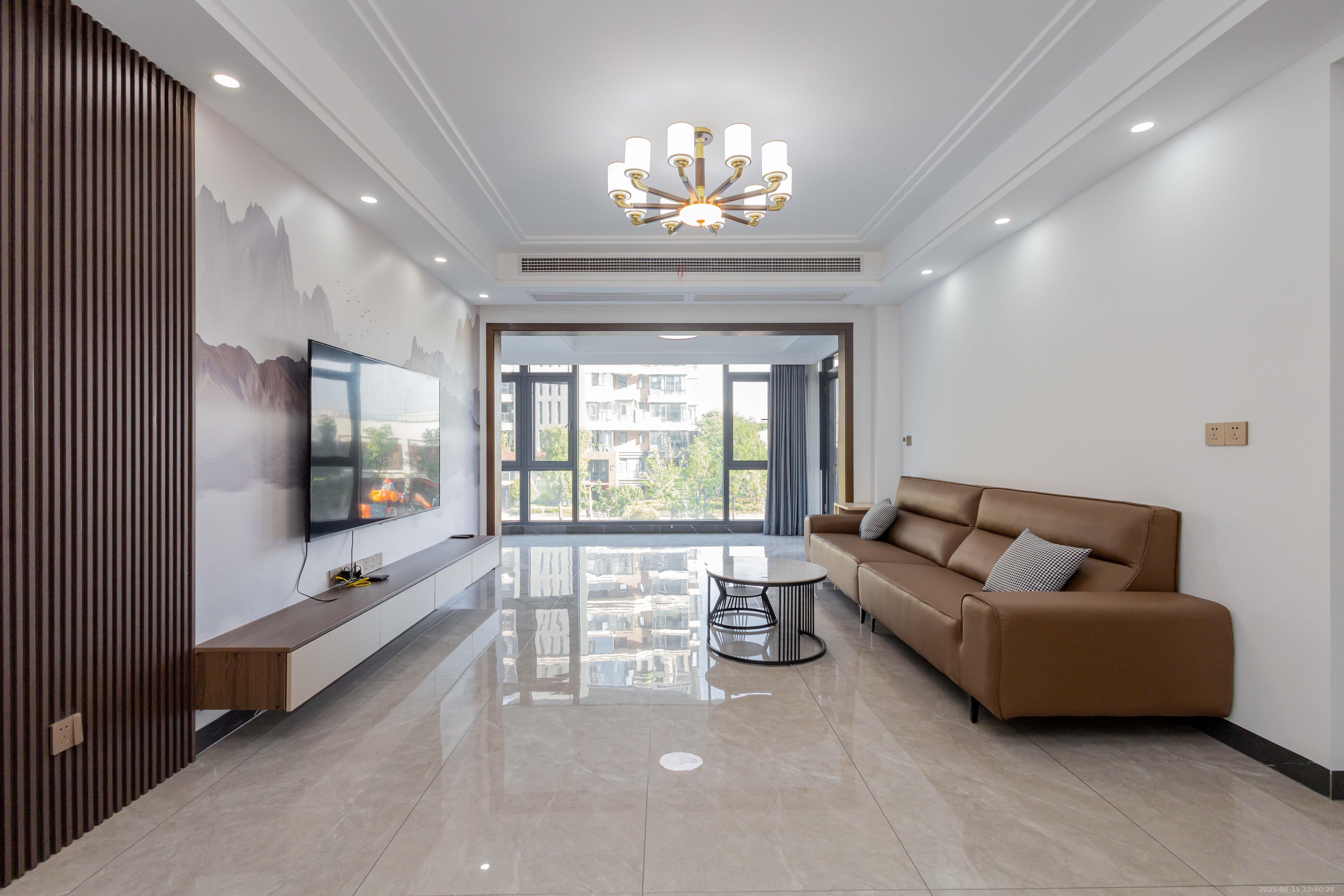 福天星中心(福天星雅苑)  4室2厅2卫    172.0万 福天星中心(福天星雅苑)  4室2厅2卫    172.0万客厅