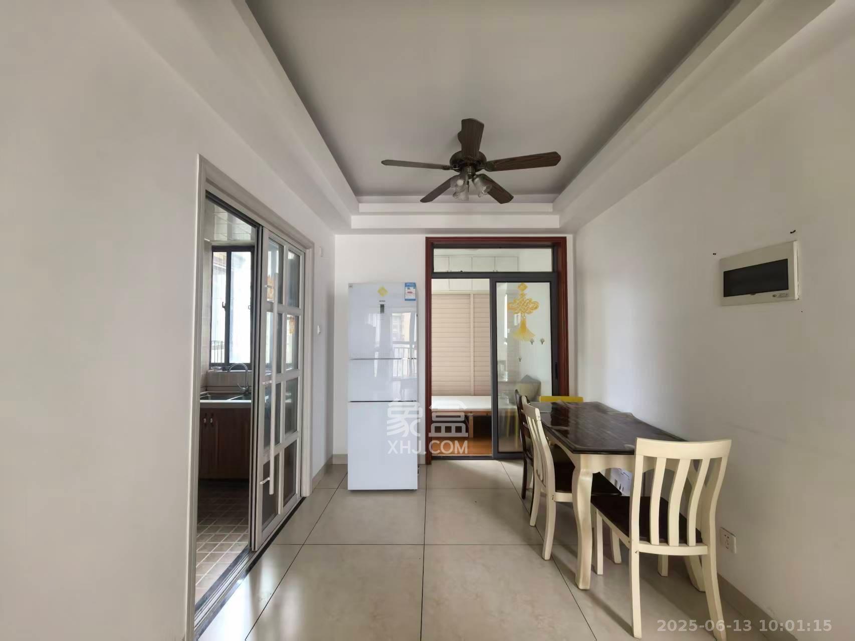 鑫远熙山 4室2厅2卫 3200.0元/月 鑫远熙山 4室2厅2卫 3200.0元/月室内图