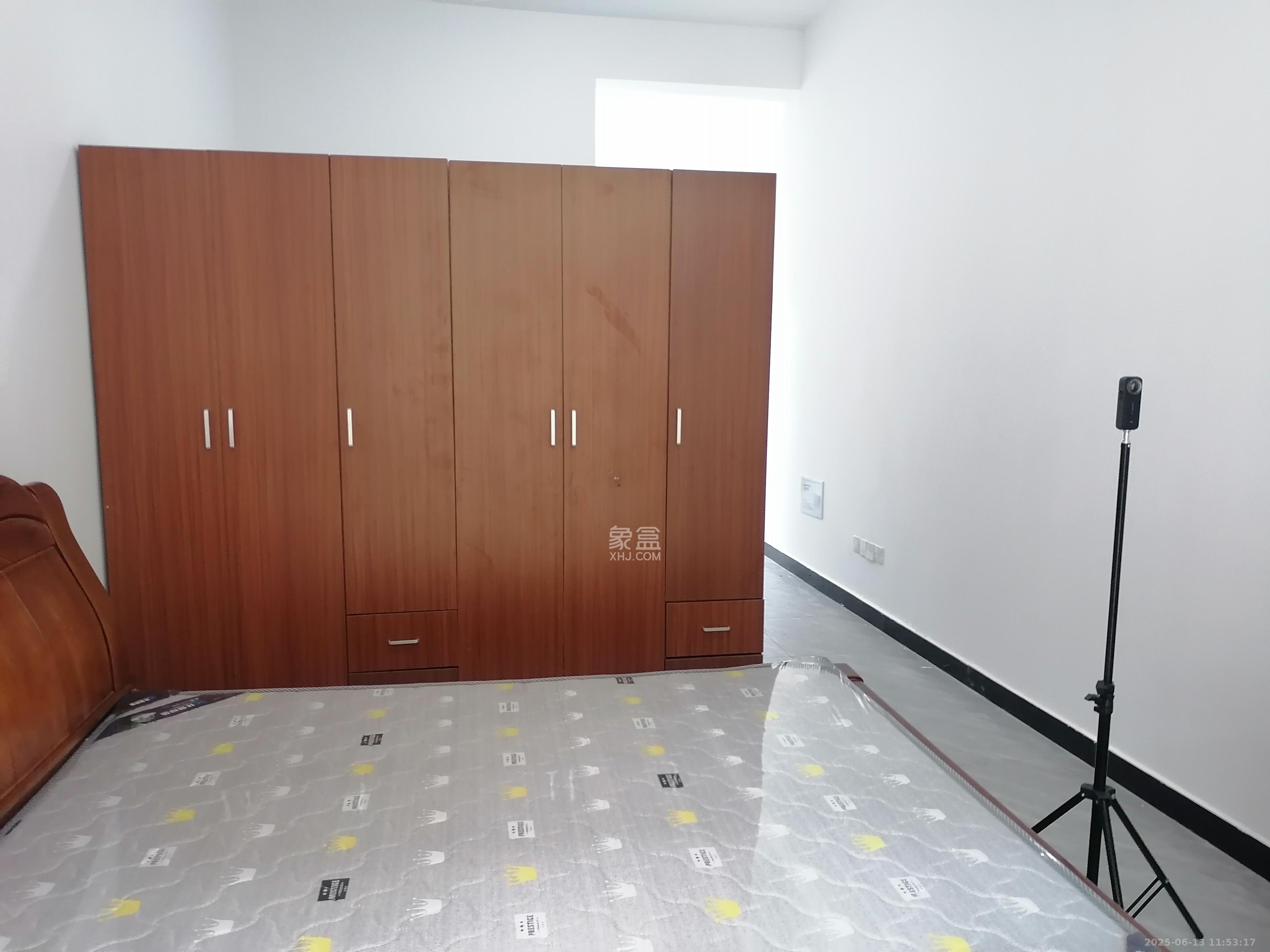 湖开小区（湖南开关厂宿舍）/南大桥社区  1室0厅1卫   1100.00元/月室内图