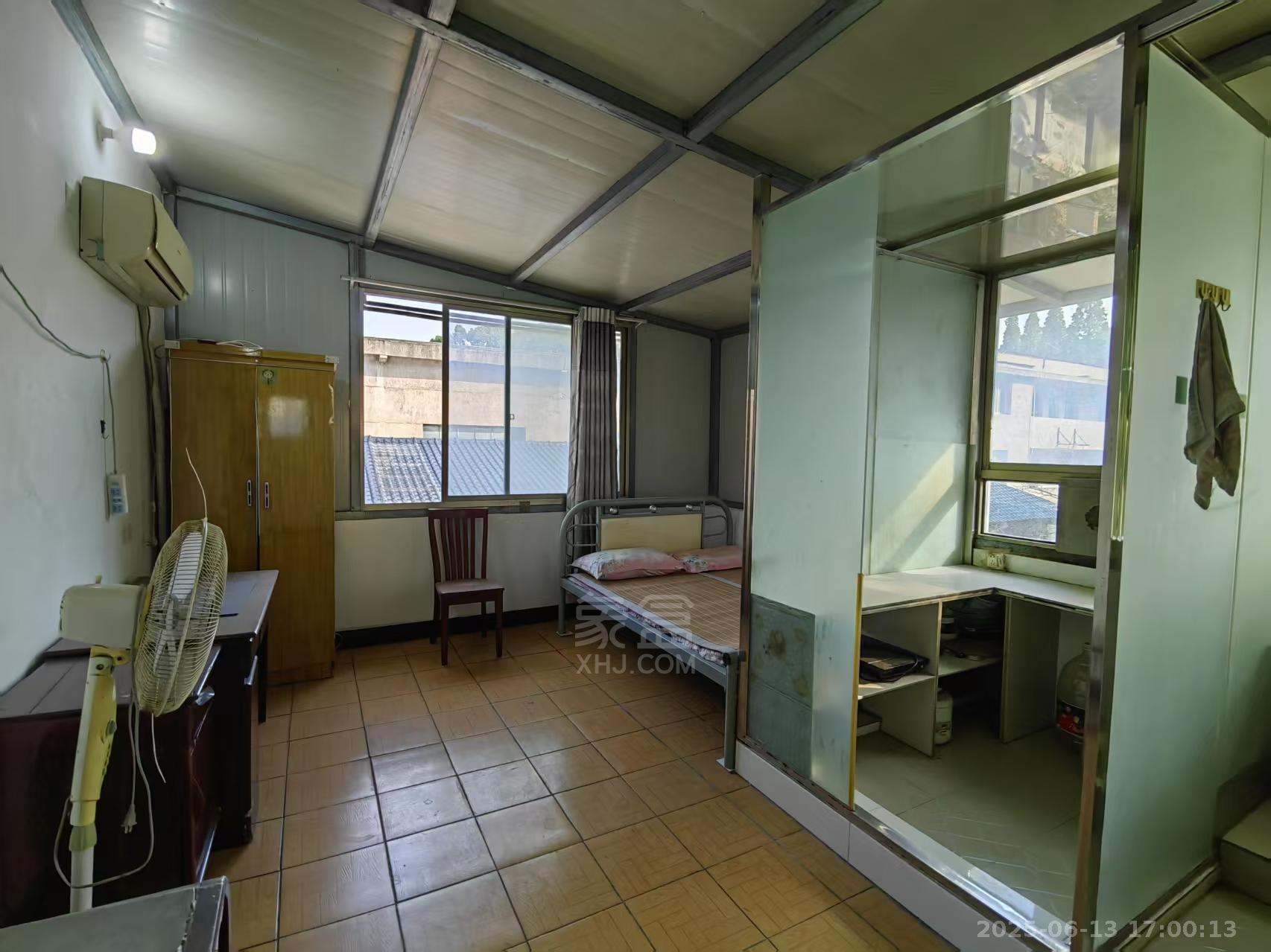 曹家巷二村 1室1厅0卫 900.0元/月 曹家巷二村 1室1厅0卫 900.0元/月室内图