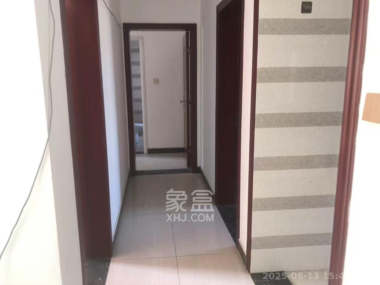 德润小区（丰升德润小区）  3室2厅2卫   2100.00元/月室内图