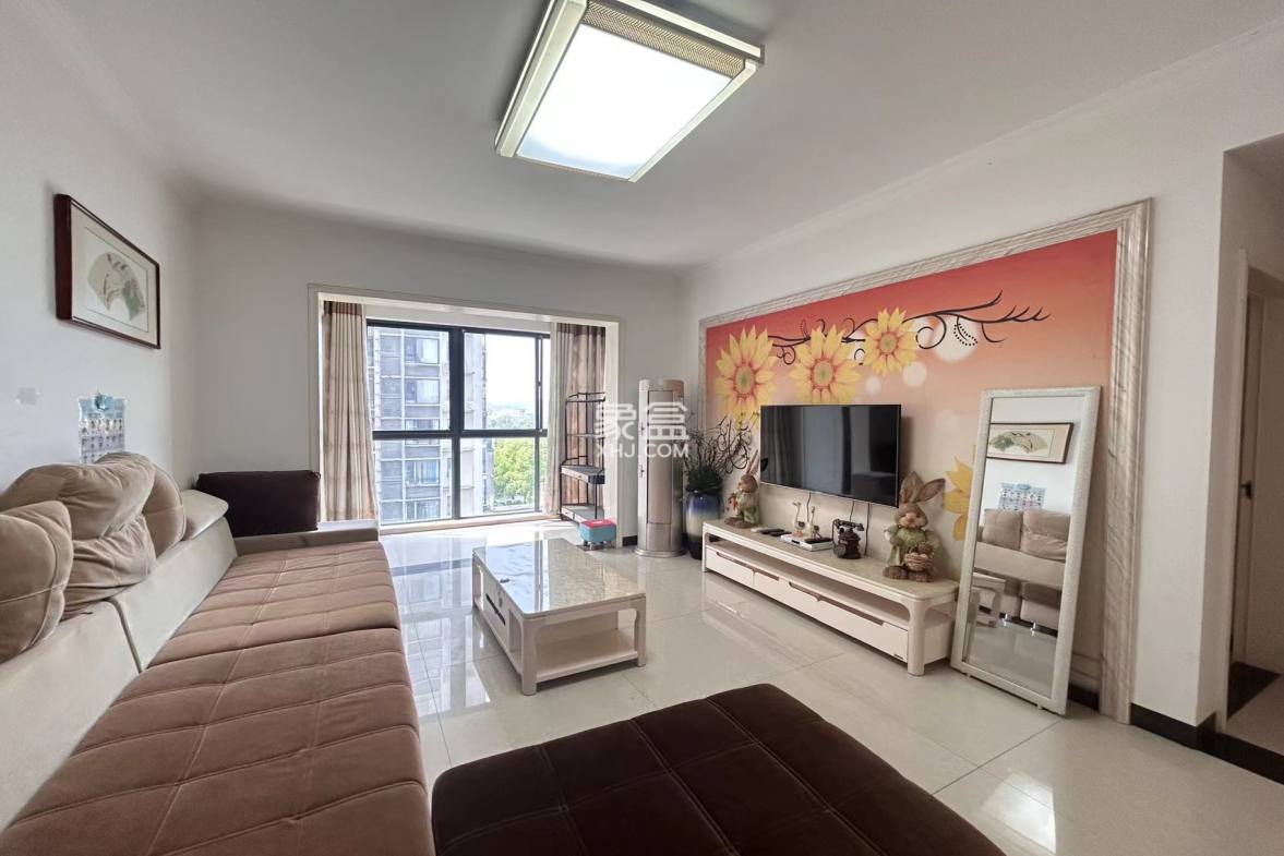 梓山湖领御 2室2厅1卫 39.8万 梓山湖领御 2室2厅1卫 39.8万客厅