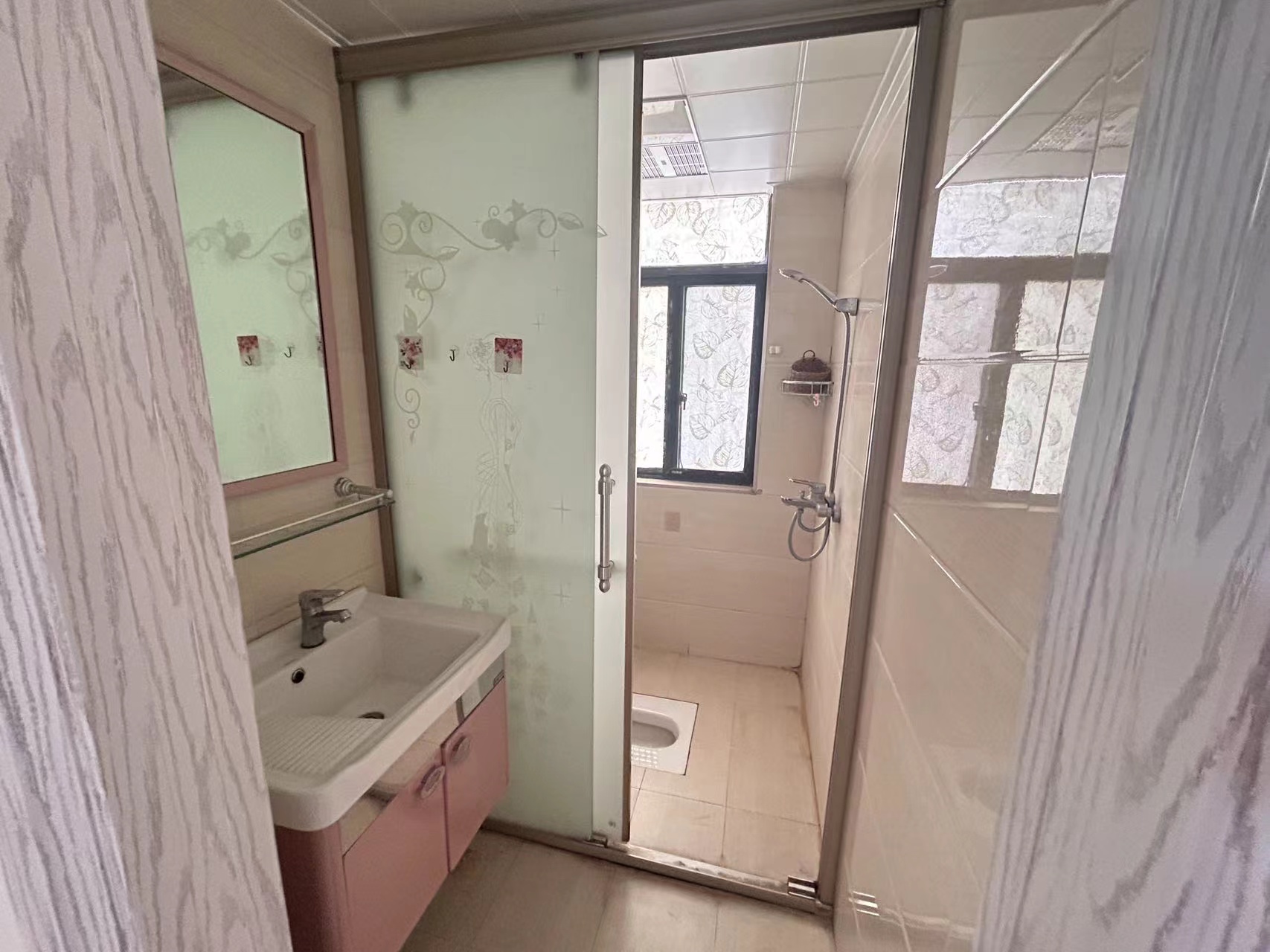 梓山湖领御  2室2厅1卫    39.8万客厅