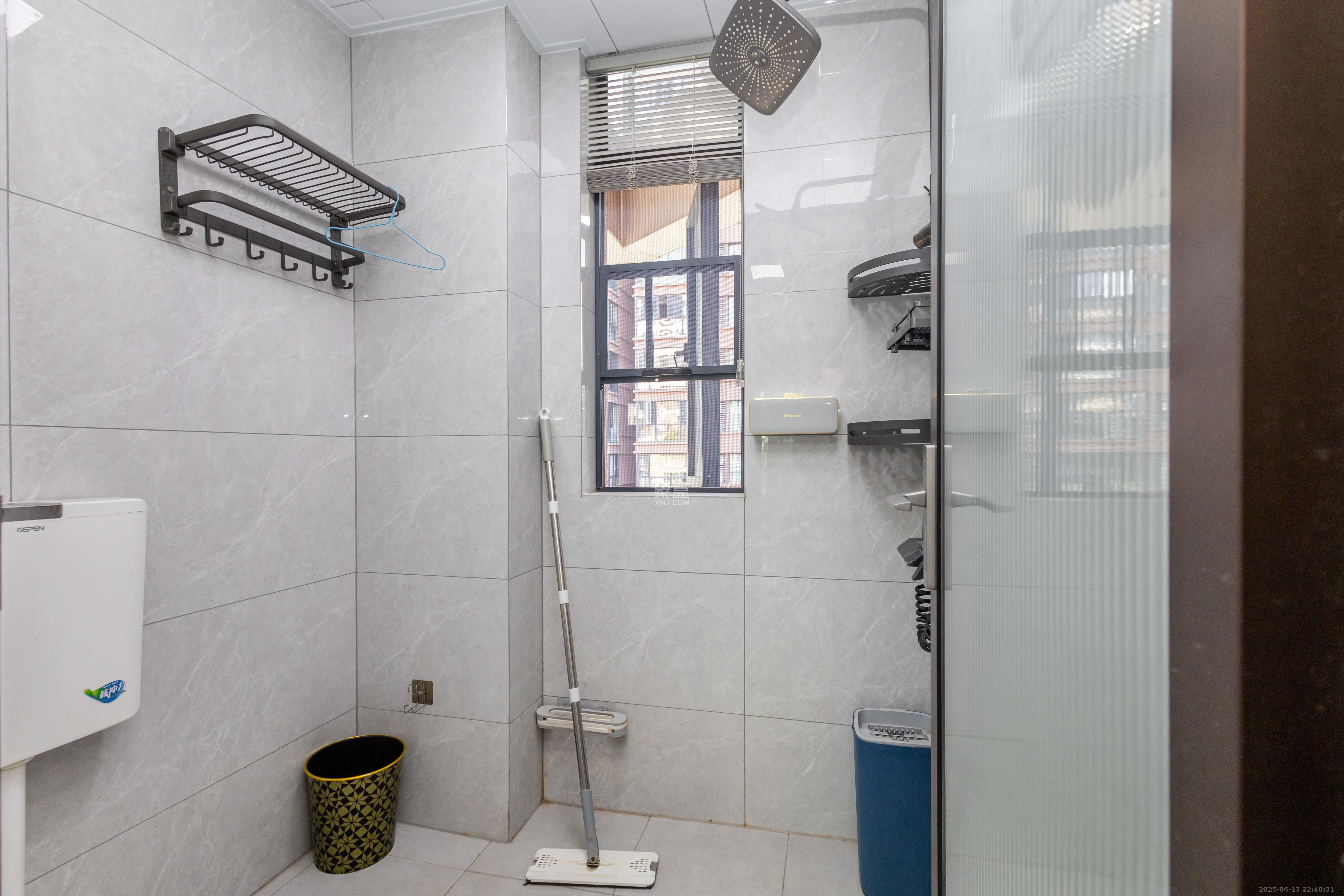 福天星中心(福天星雅苑)  4室2厅2卫    172.0万 福天星中心(福天星雅苑)  4室2厅2卫    172.0万卫生间