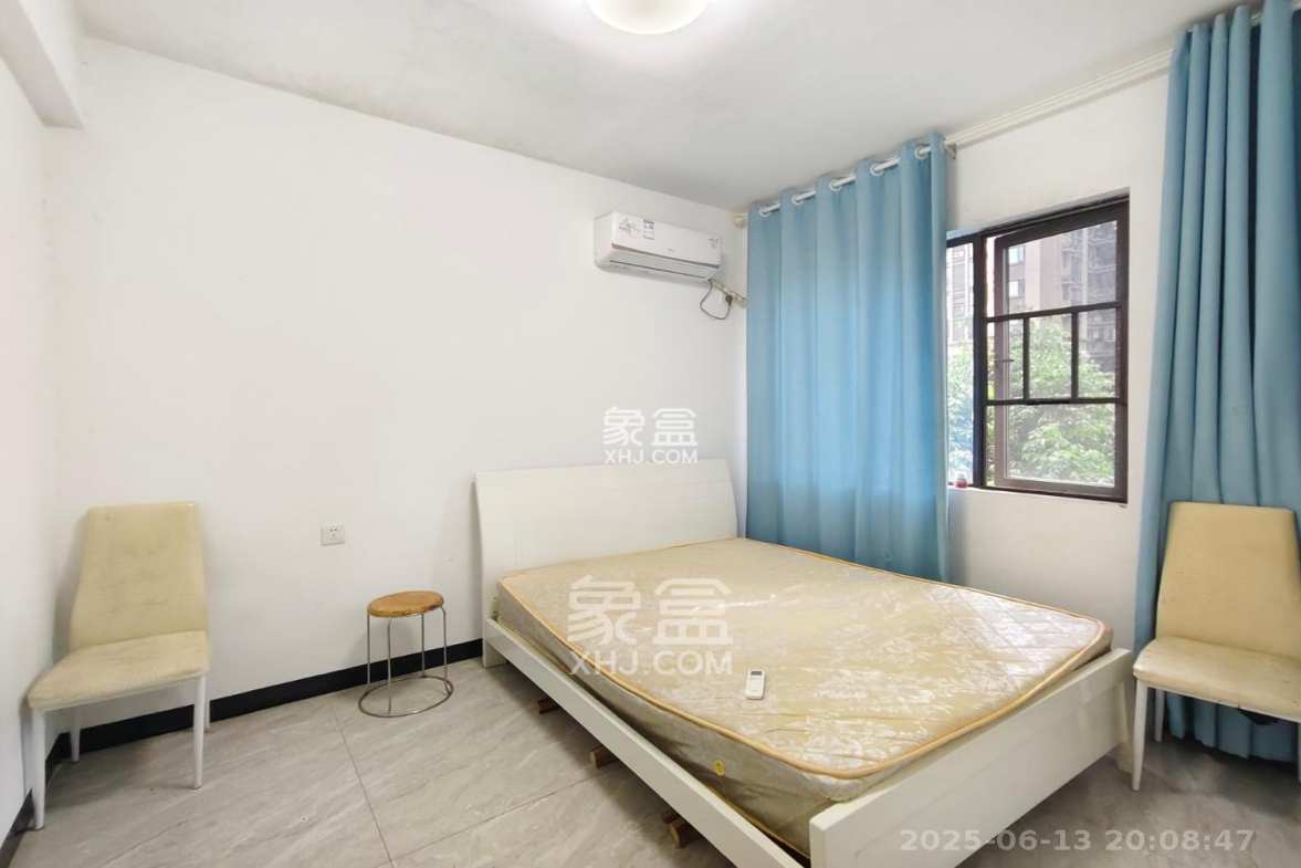 梅溪湖合能璞丽 3室2厅2卫 2700.0元/月 梅溪湖合能璞丽 3室2厅2卫 2700.0元/月室内图