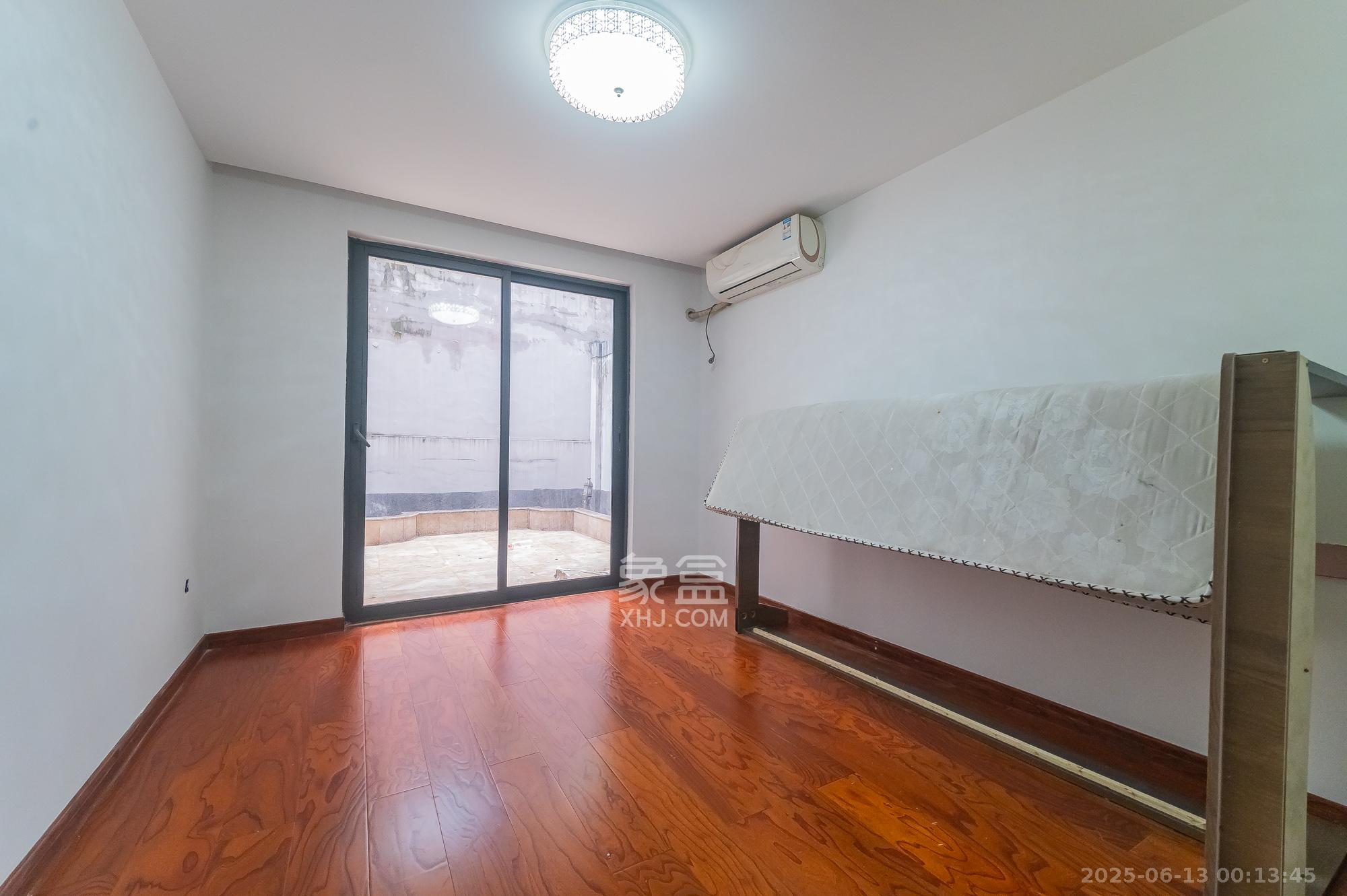 海伦春天  5室3厅4卫    208.0万 海伦春天  5室3厅4卫    208.0万其他