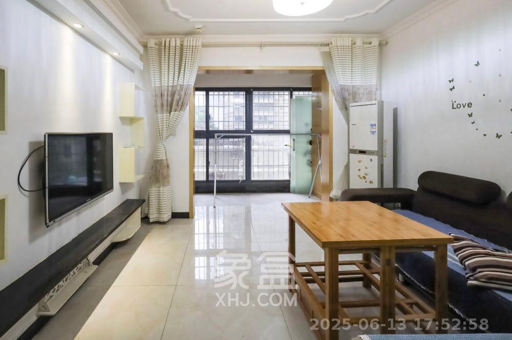 奥克斯广场  3室2厅1卫   2800.00元/月室内图
