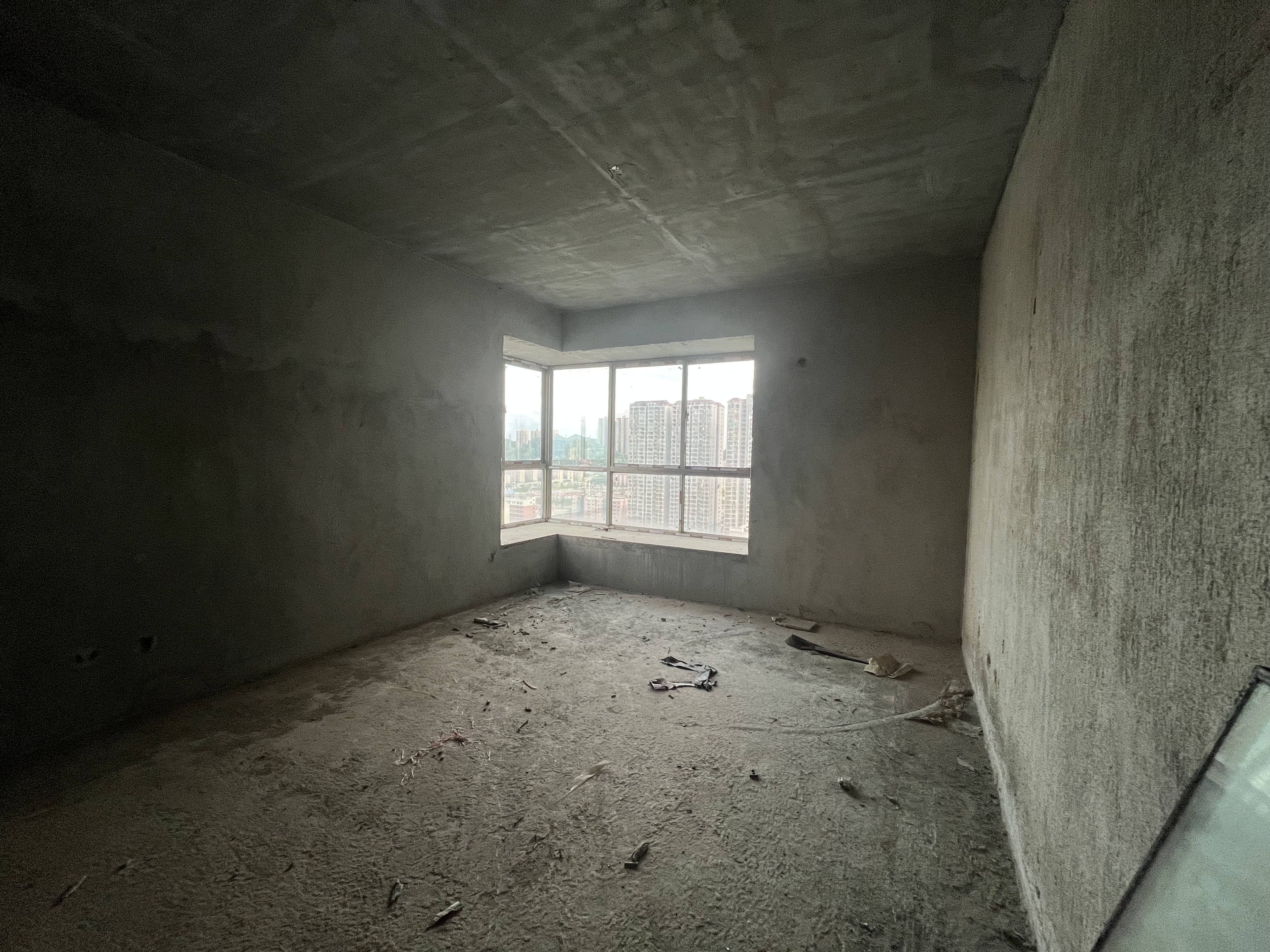 金色阳光  3室2厅2卫    56.0万 金色阳光  3室2厅2卫    56.0万客厅