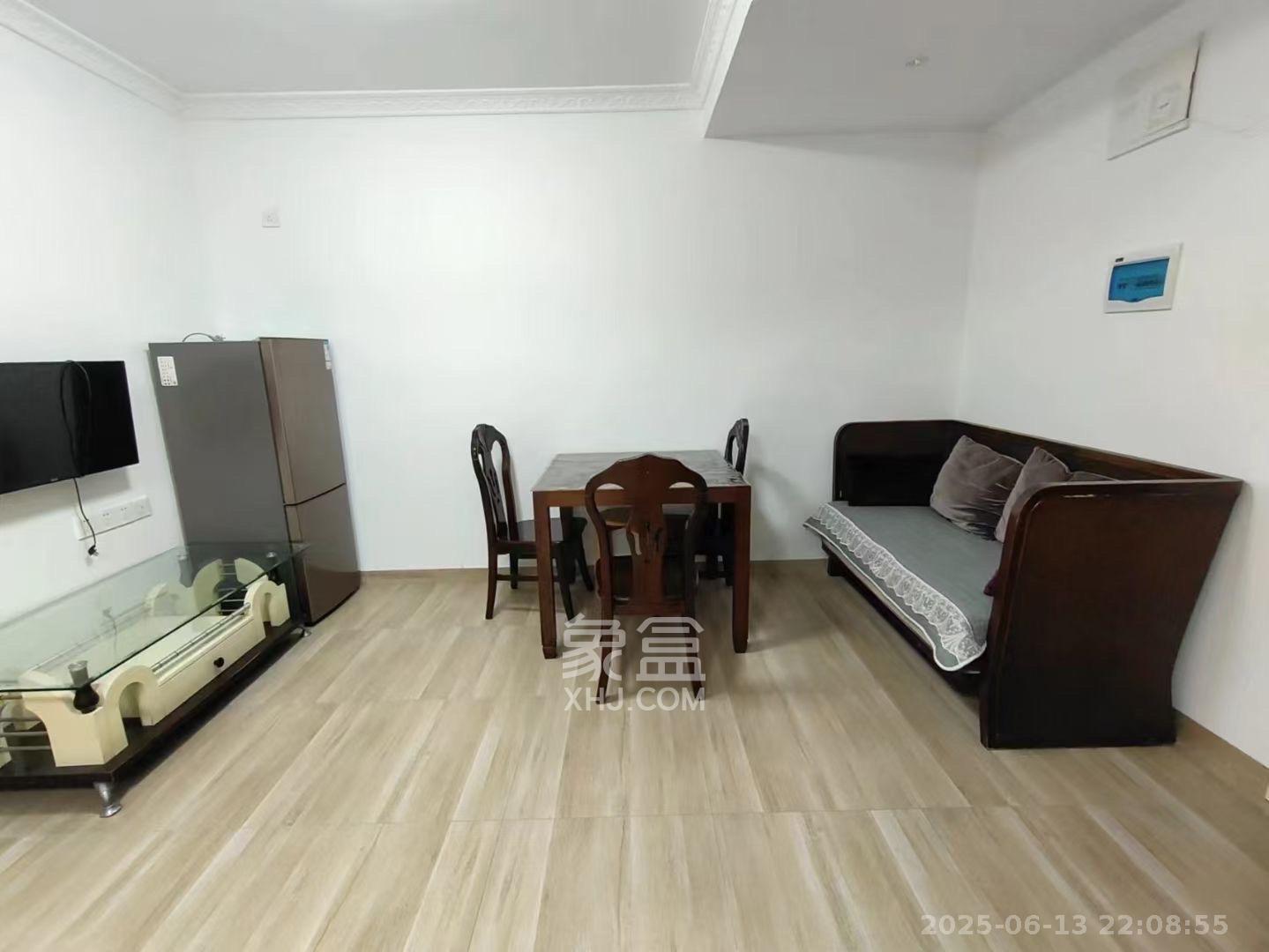 向韶村 2室1厅1卫 2100.0元/月 向韶村 2室1厅1卫 2100.0元/月室内图