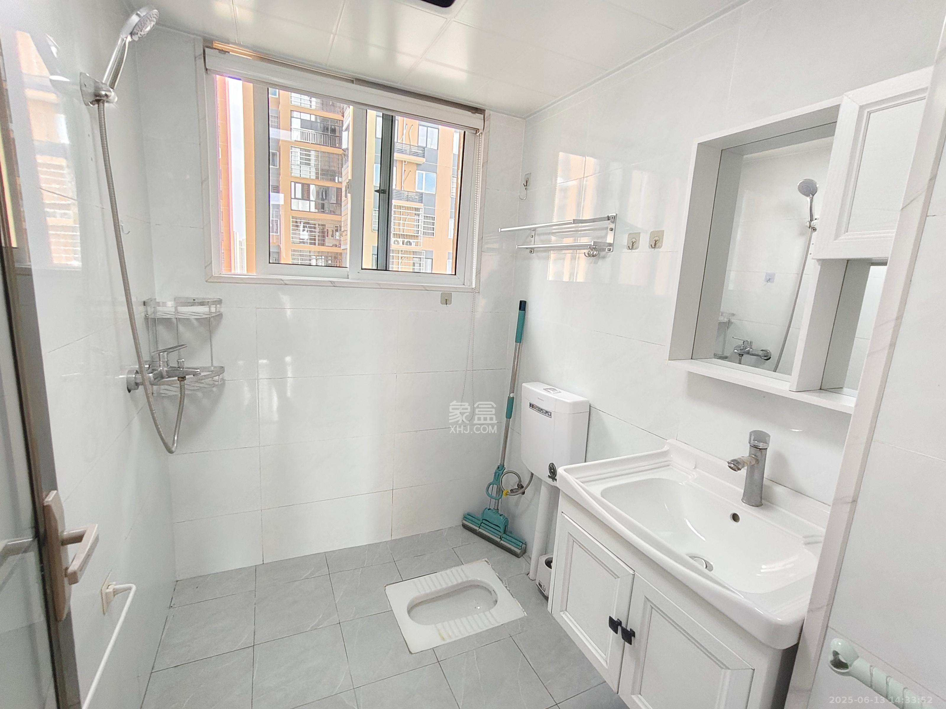 洋湖明园一期 1室1厅1卫 1400.0元/月 洋湖明园一期 1室1厅1卫 1400.0元/月室内图