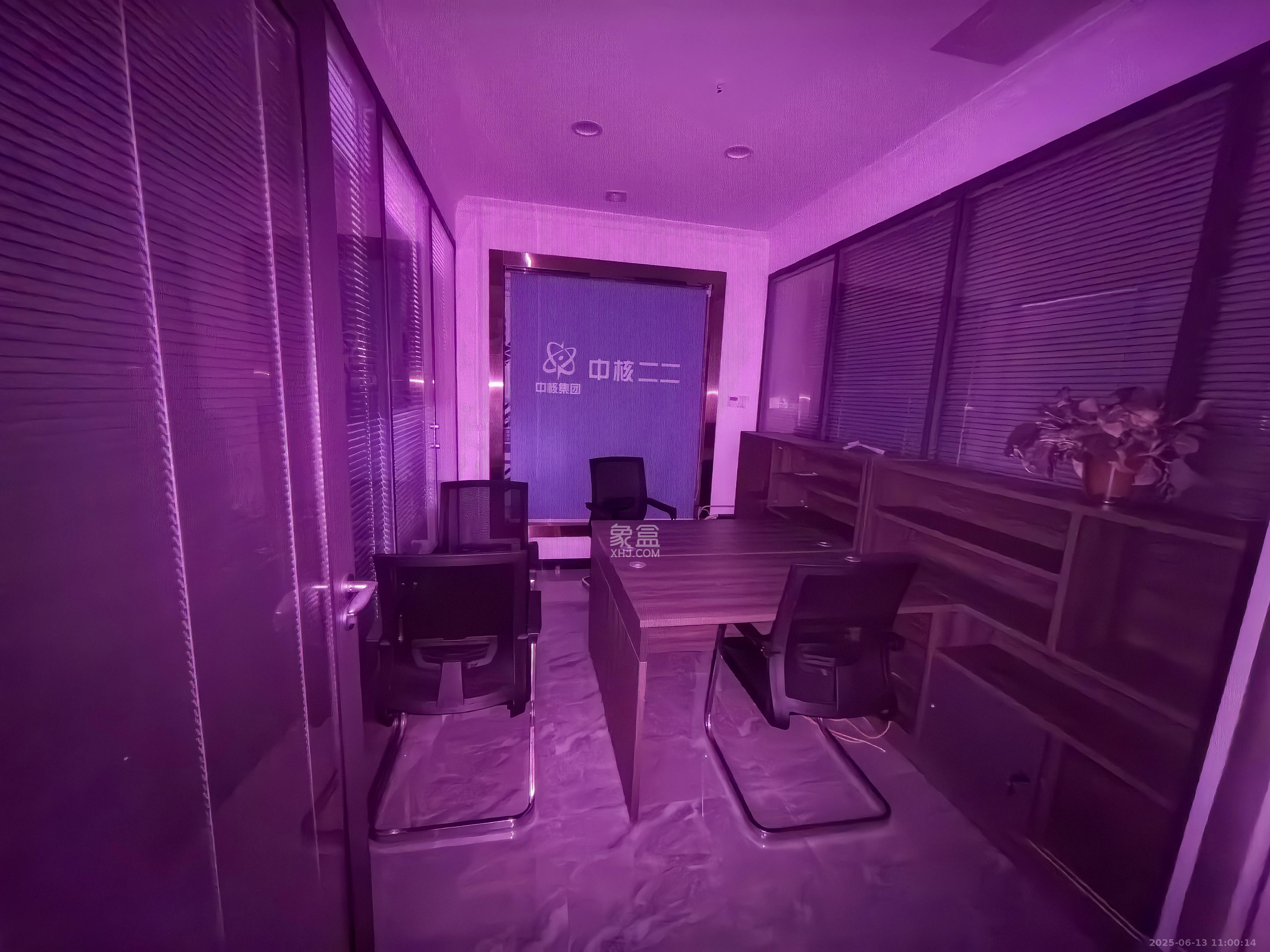 新兴企业中心   280.0㎡      8000.0元/月室内图