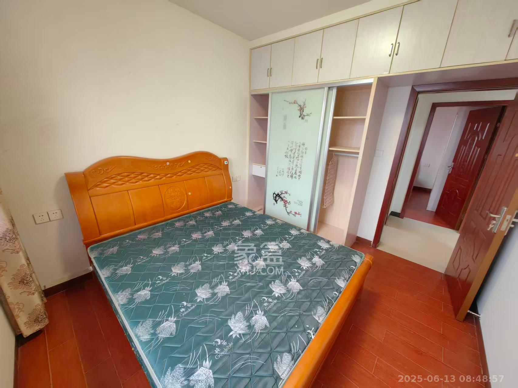 嘉顺苑 4室2厅1卫 2100.0元/月 嘉顺苑 4室2厅1卫 2100.0元/月室内图