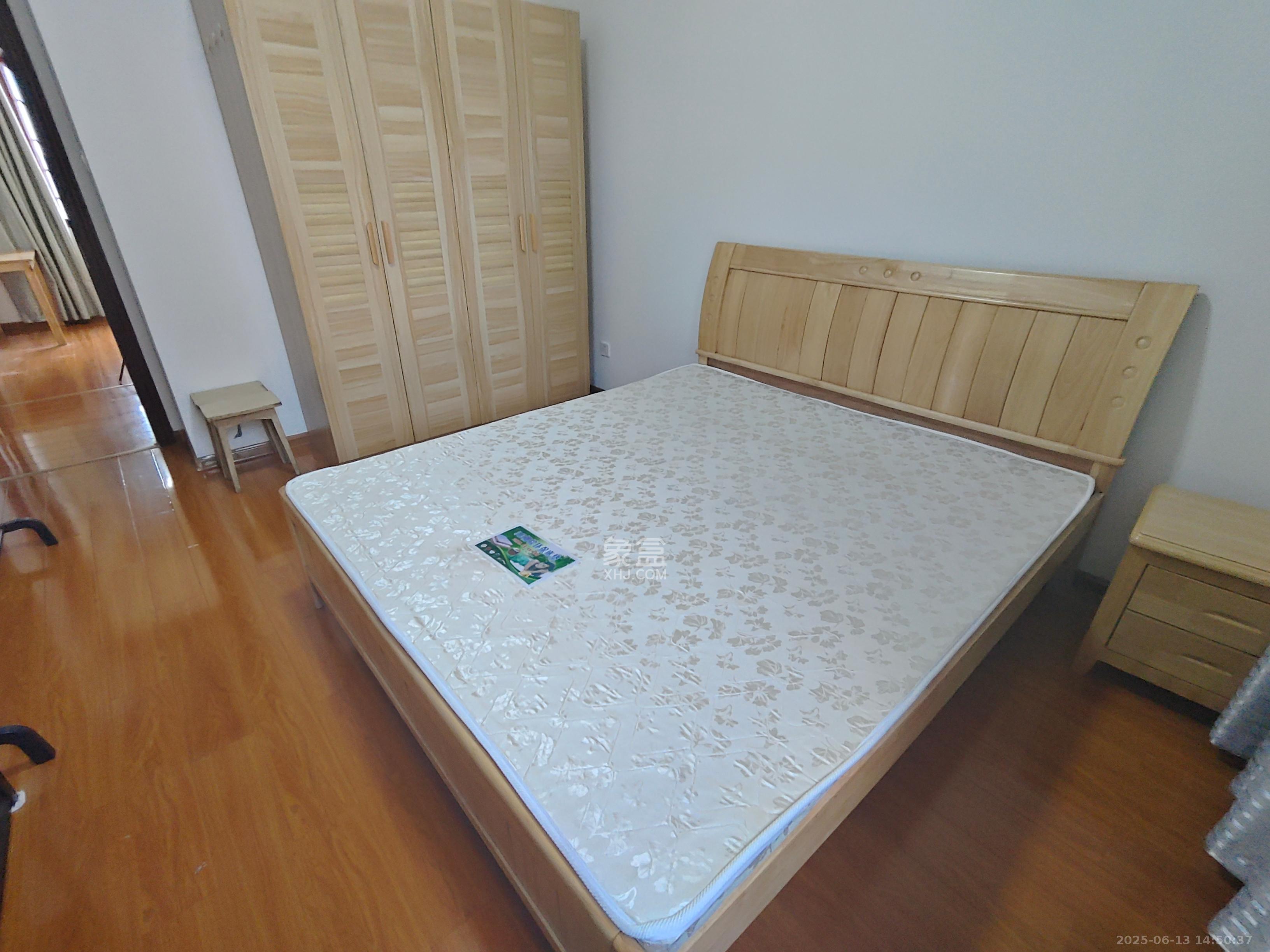 万里时代 2室1厅1卫 2700.0元/月 万里时代 2室1厅1卫 2700.0元/月室内图