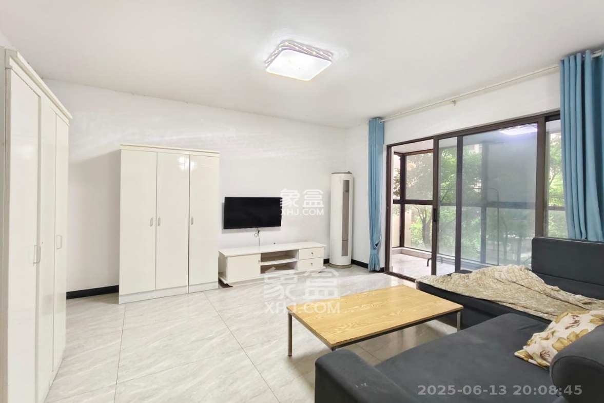 梅溪湖合能璞丽 3室2厅2卫 2700.0元/月 梅溪湖合能璞丽 3室2厅2卫 2700.0元/月室内图