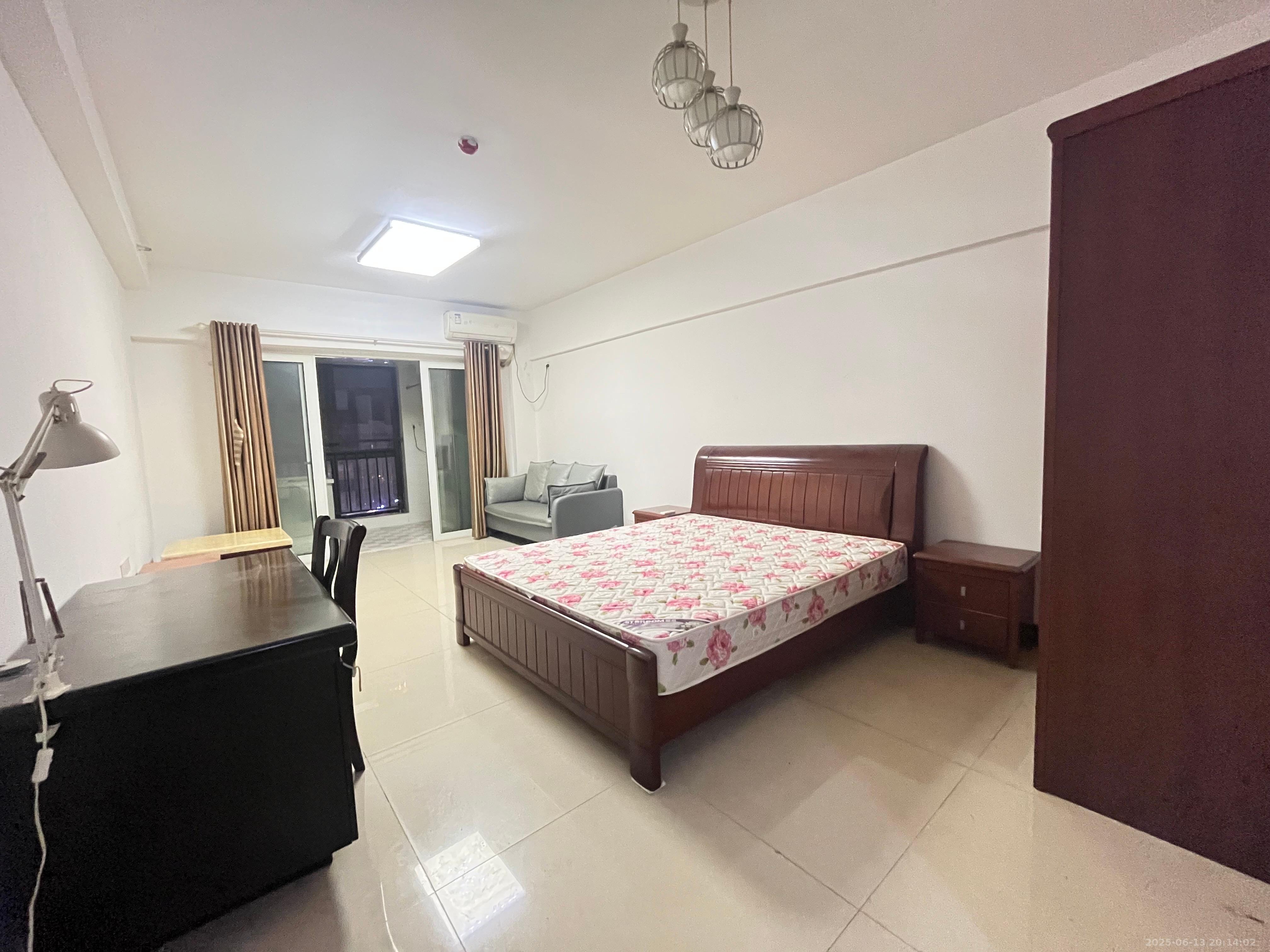 山水湾  1室1厅1卫    1150.0元/月 山水湾  1室1厅1卫    1150.0元/月室内图