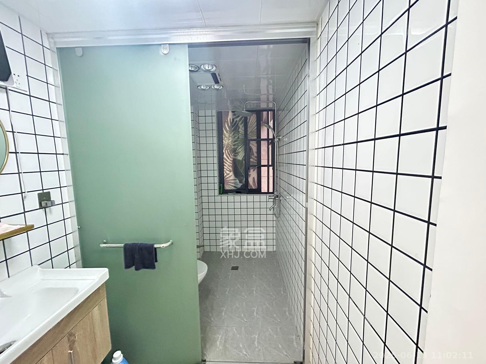 鸿运佳苑  3室2厅2卫   2500.00元/月室内图