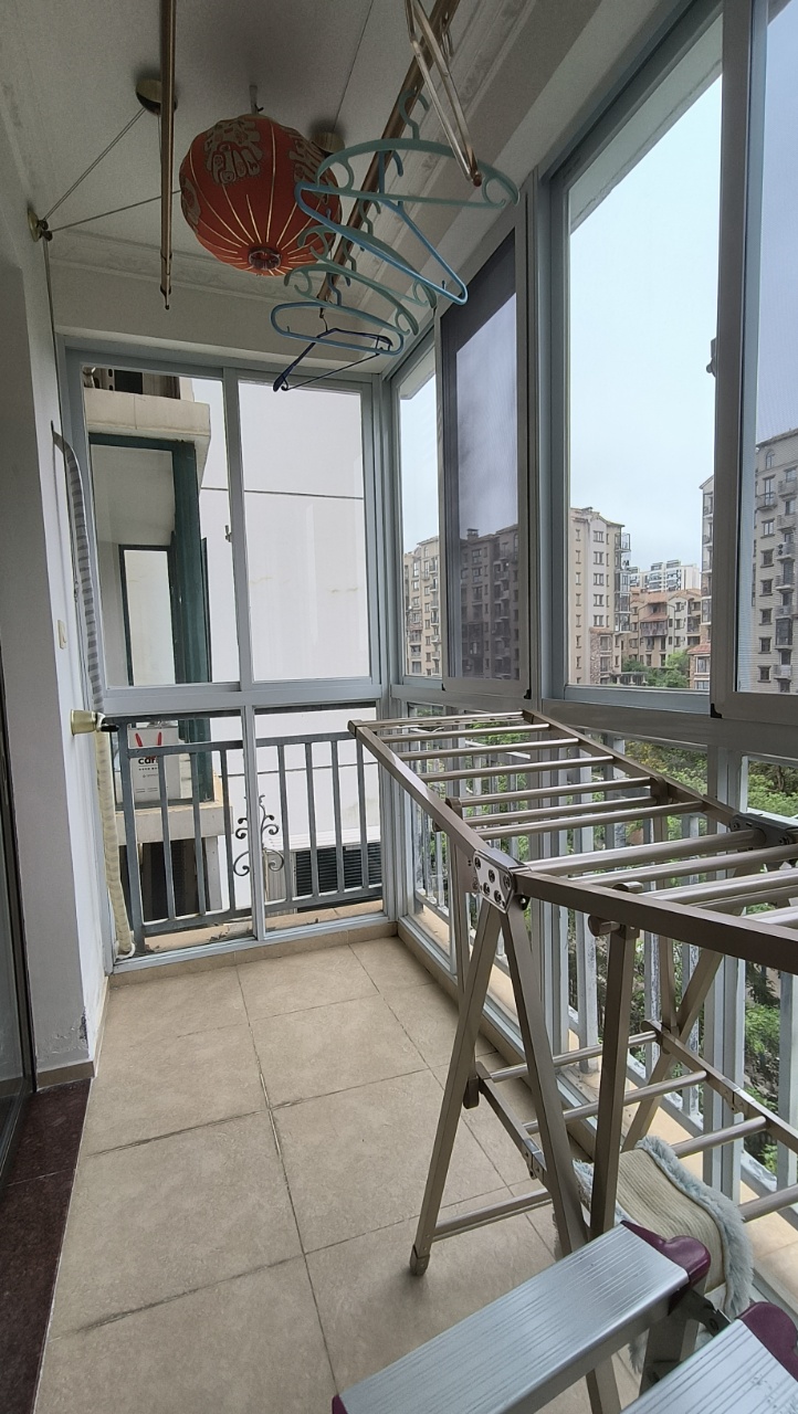 观澜公寓  2室1厅1卫    230.0万 观澜公寓  2室1厅1卫    230.0万室内图