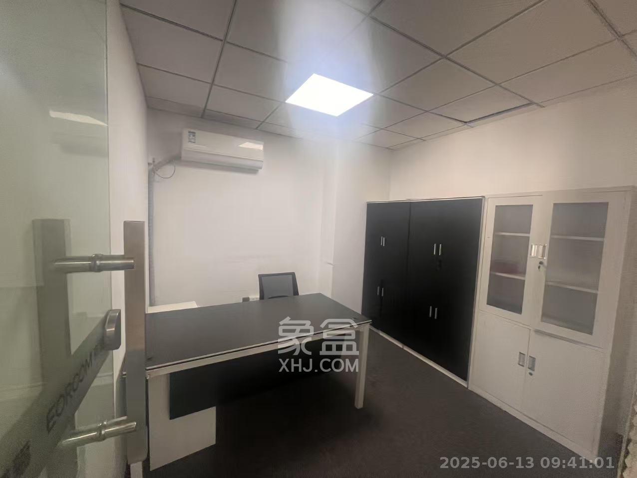 湘域中央 1室0厅0卫 4000.0元/月 湘域中央 1室0厅0卫 4000.0元/月室内图