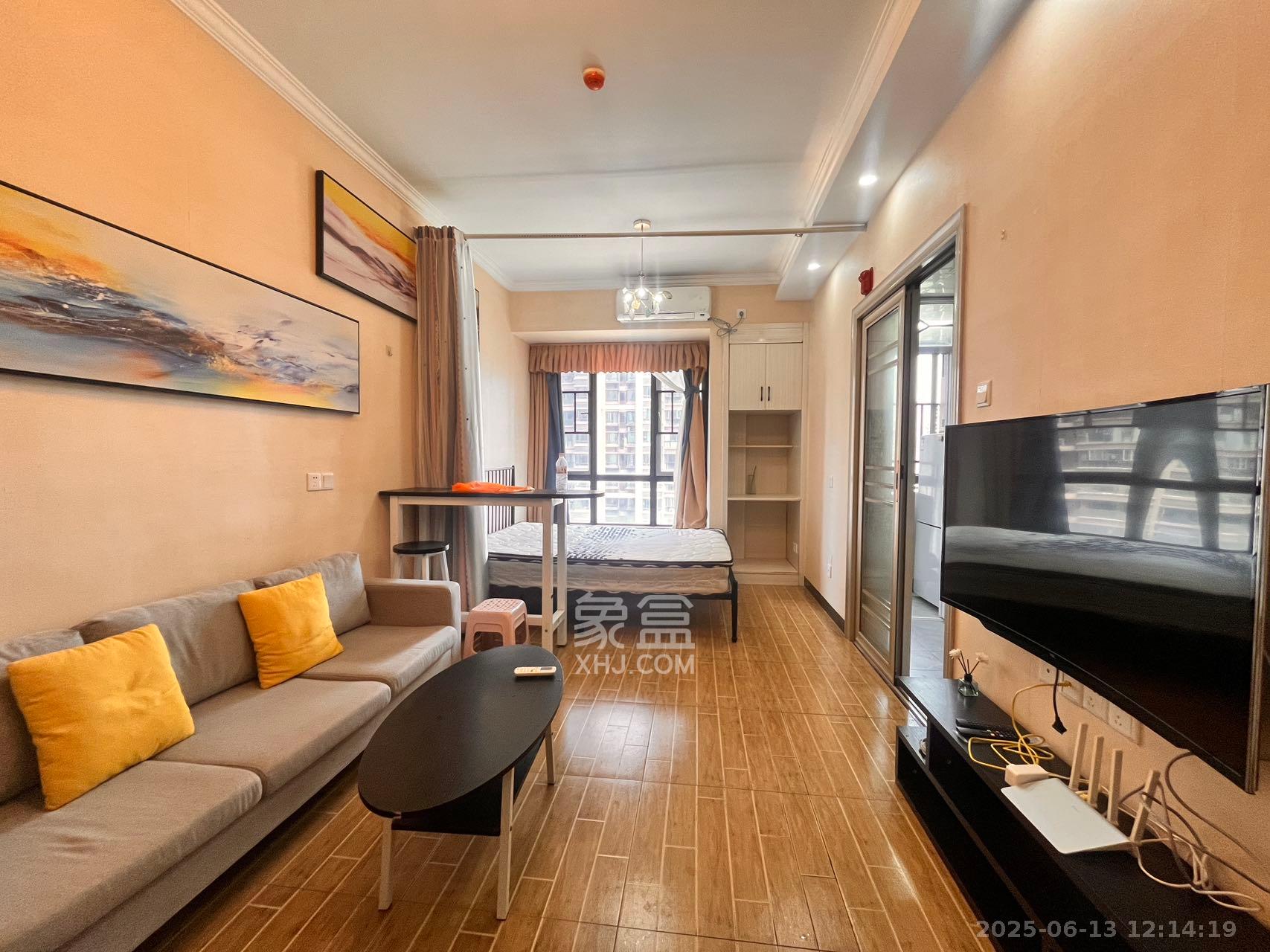 荣悦台 1室1厅1卫 2000.0元/月 荣悦台 1室1厅1卫 2000.0元/月室内图