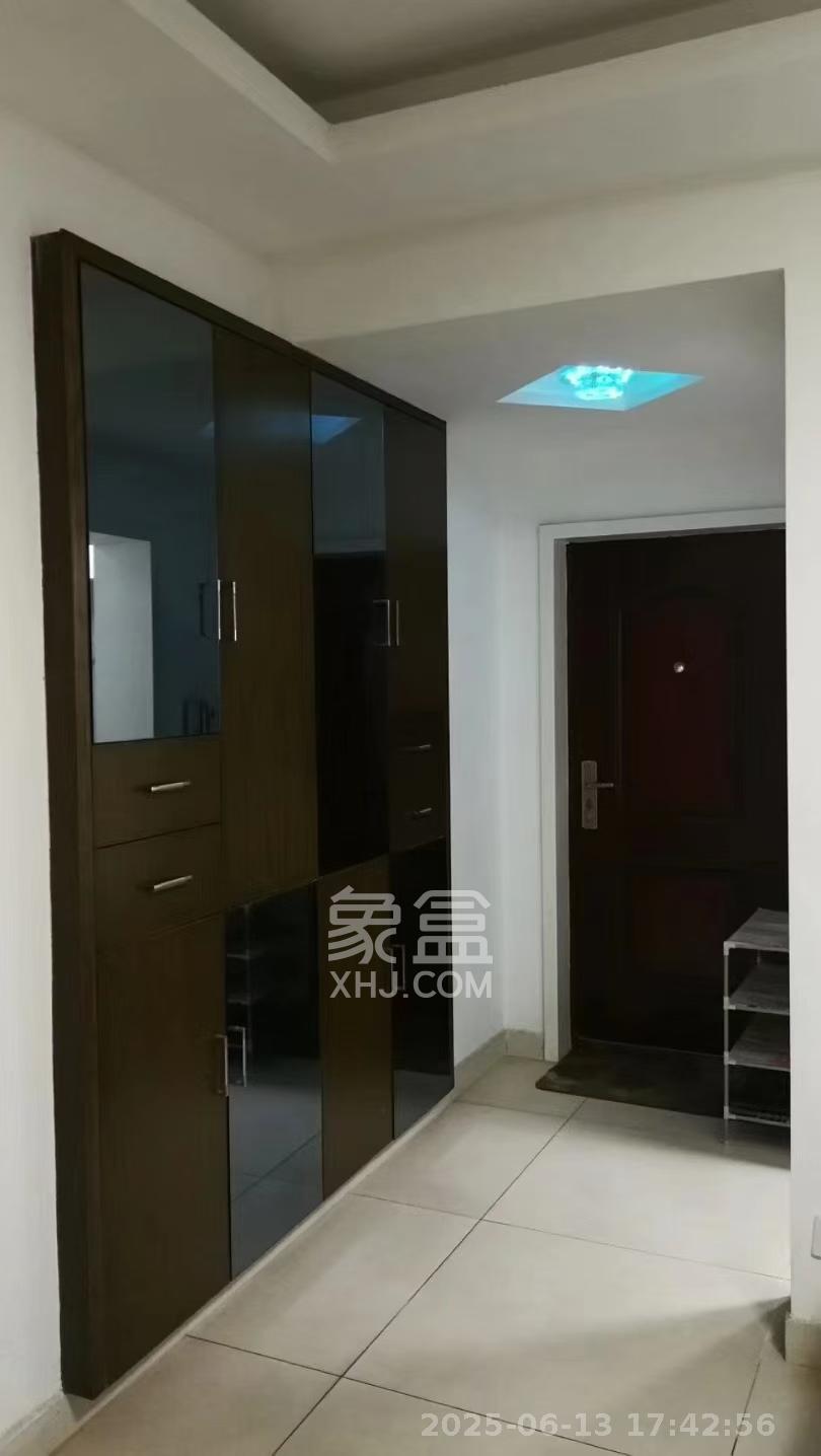 博雅湘水湾 2室2厅1卫 1700.0元/月 博雅湘水湾 2室2厅1卫 1700.0元/月室内图