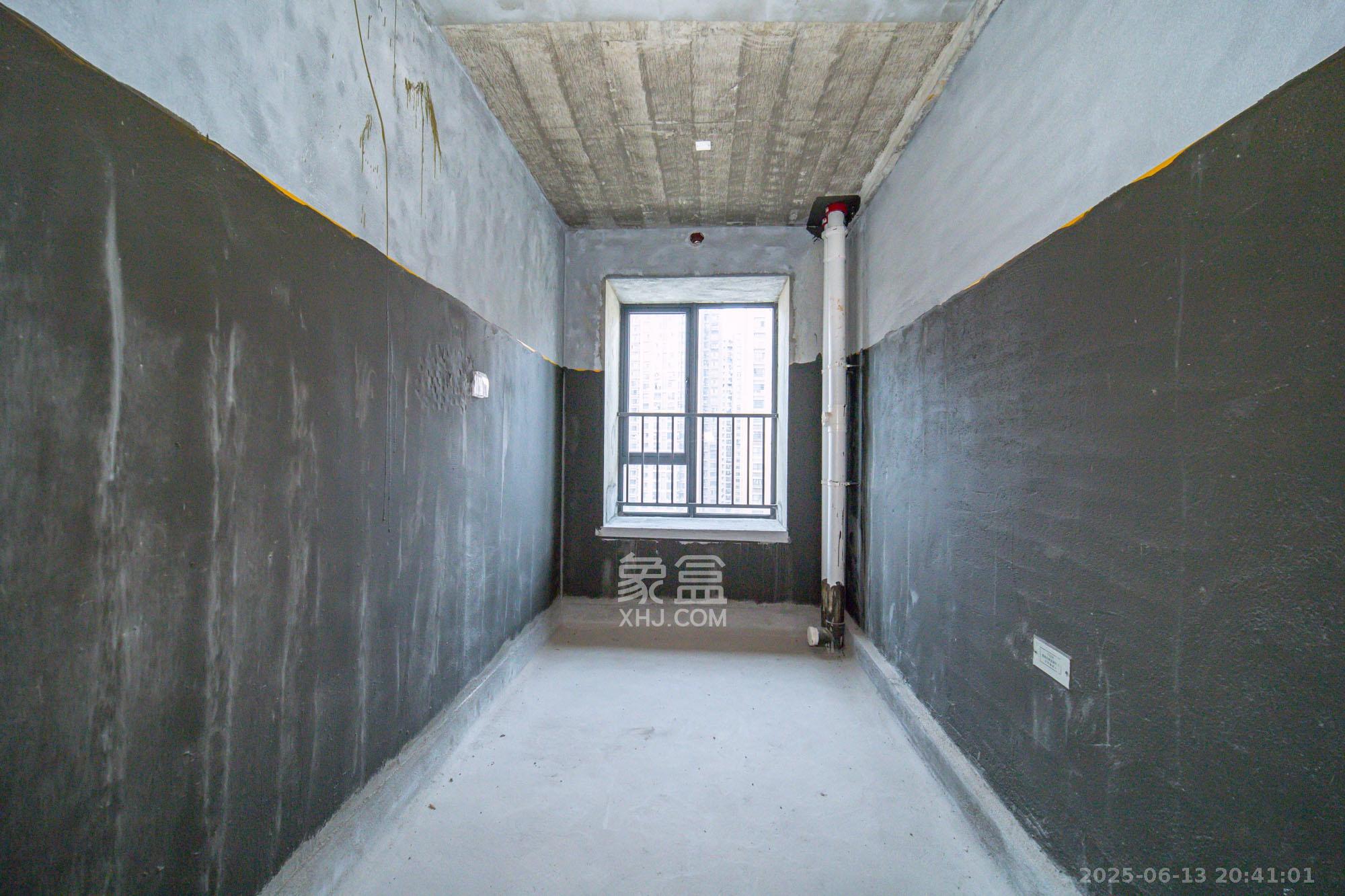 三一云谷 4室2厅3卫 258.0万 三一云谷 4室2厅3卫 258.0万卫生间