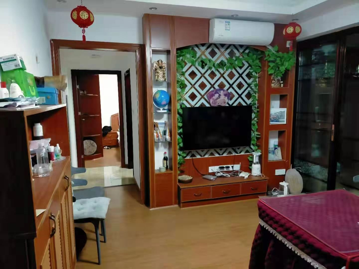 新概念  2室1厅1卫    1300.0元/月室内图