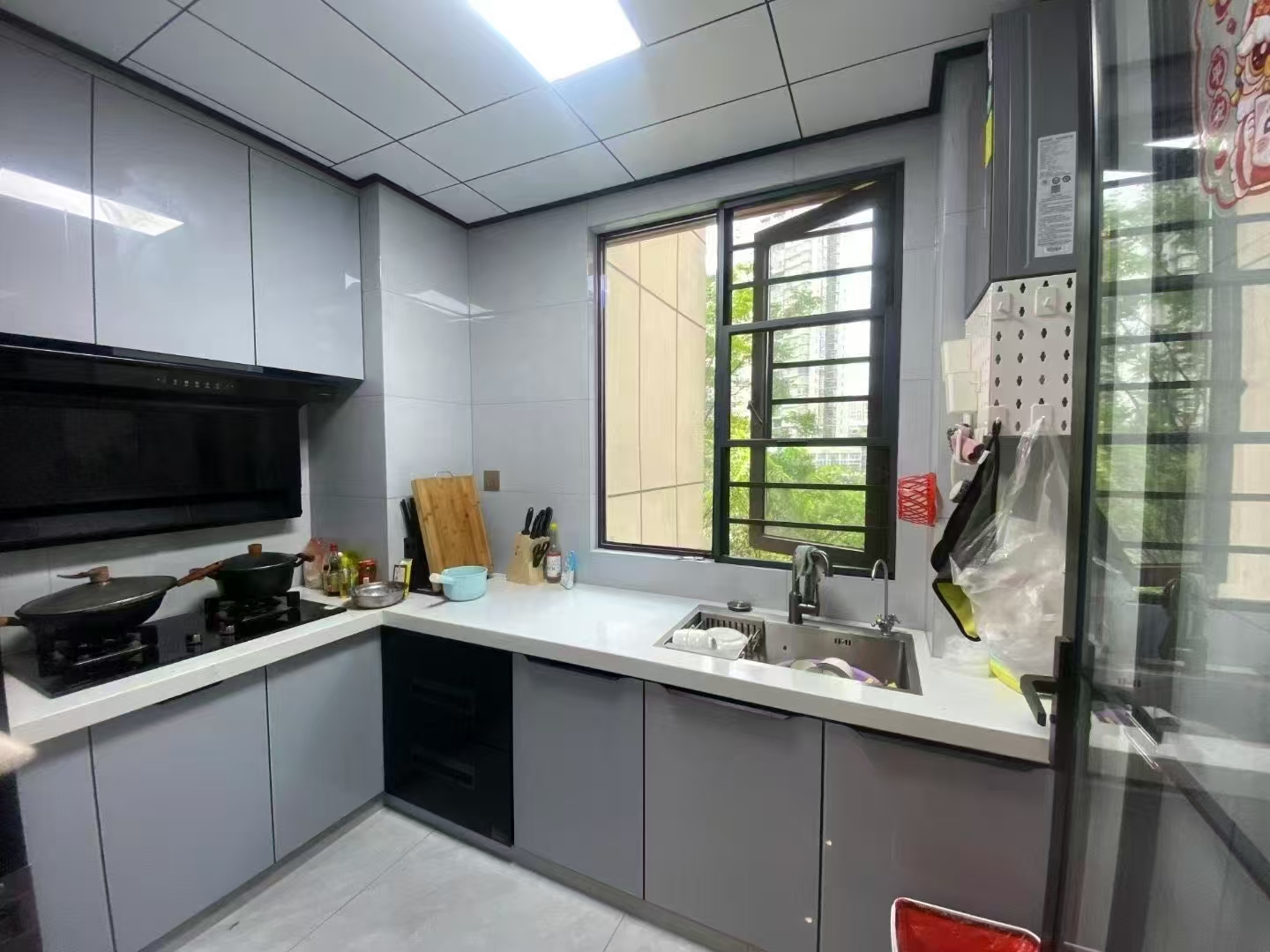 鑫湘悦璟台 1室0厅0卫 79.0万 鑫湘悦璟台 1室0厅0卫 79.0万客厅