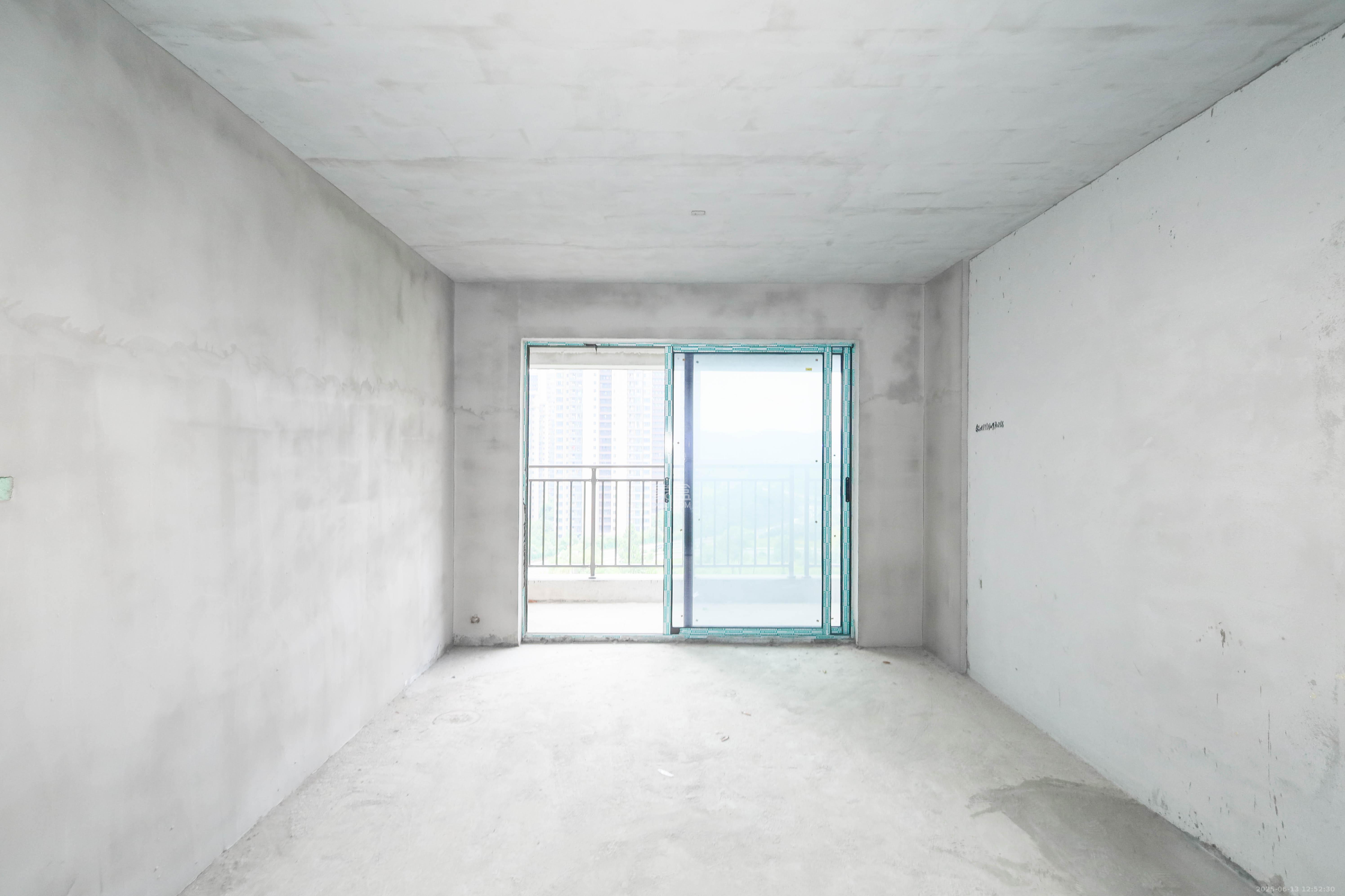 步步高梅溪新天地二期(步步高梅溪嘉苑)  3室2厅2卫    88.0万 步步高梅溪新天地二期(步步高梅溪嘉苑)  3室2厅2卫    88.0万客厅