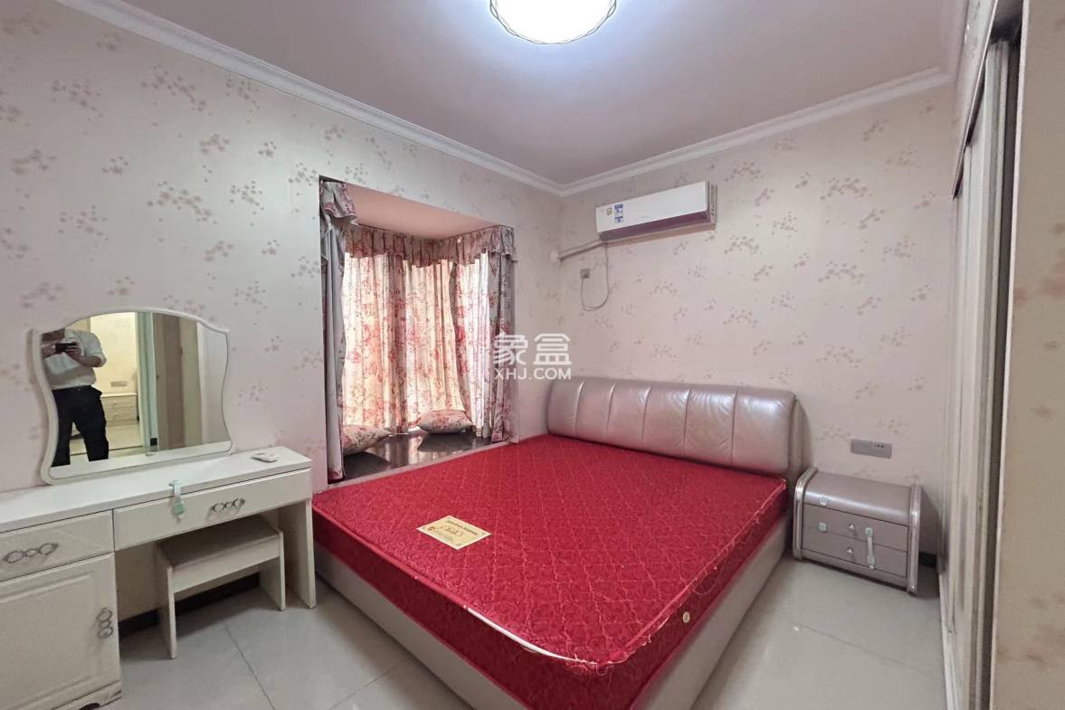 梓山湖领御 2室2厅1卫 39.8万 梓山湖领御 2室2厅1卫 39.8万客厅