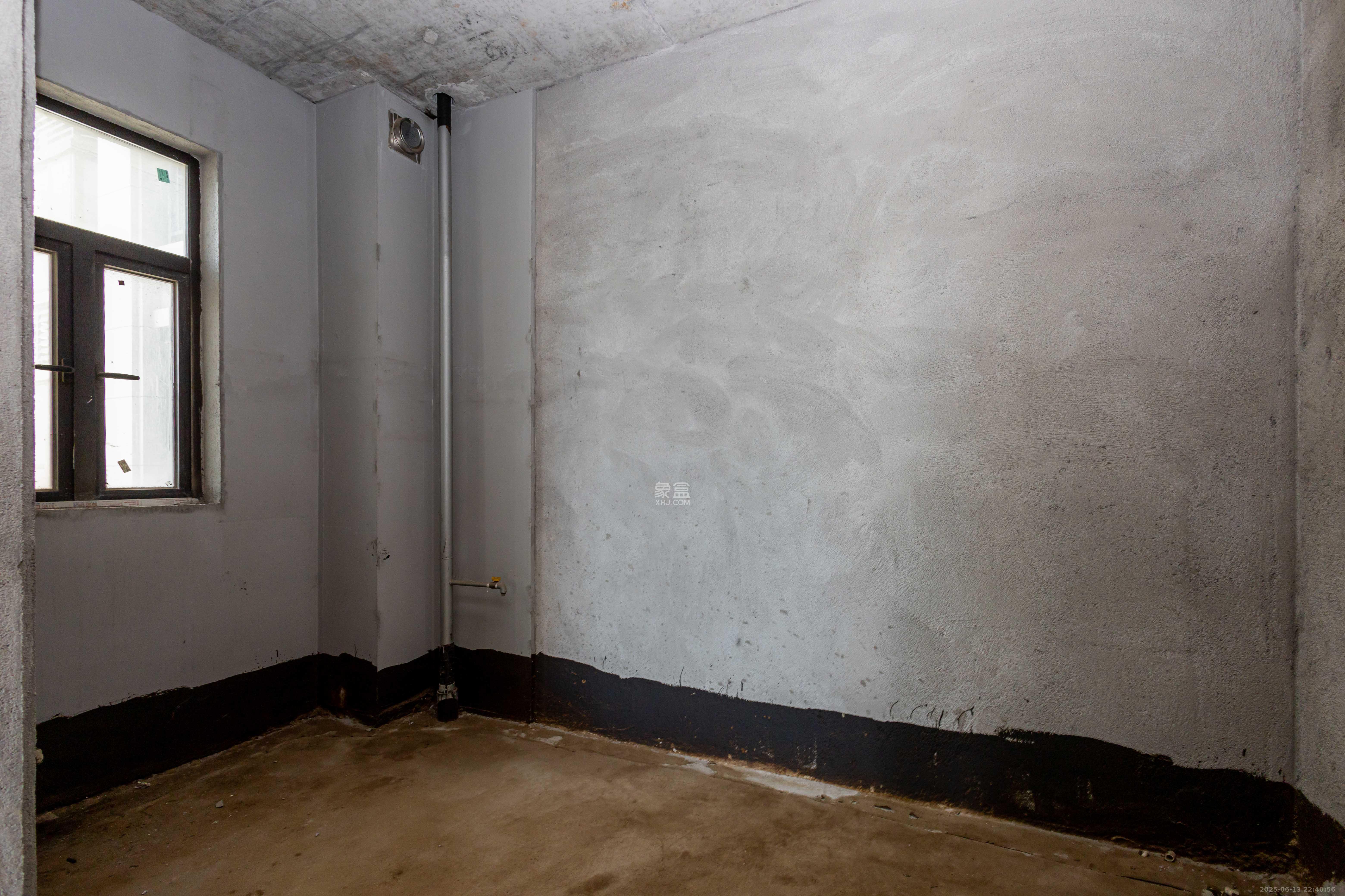 财汇新天地(财汇商务广场) 4室2厅2卫 82.8万 财汇新天地(财汇商务广场) 4室2厅2卫 82.8万厨房