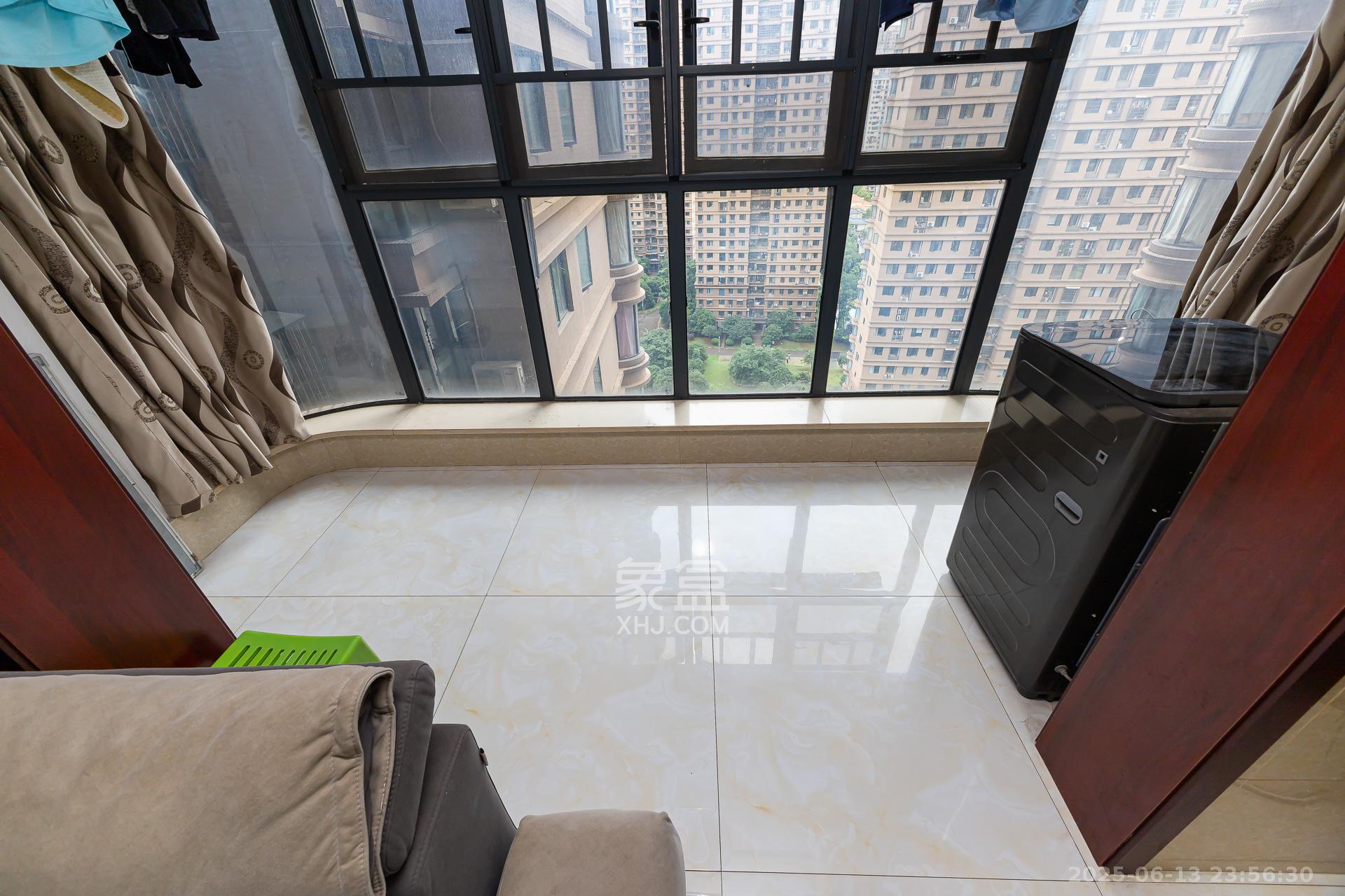 润和之悦（金泽园）  4室2厅2卫    105.0万阳台