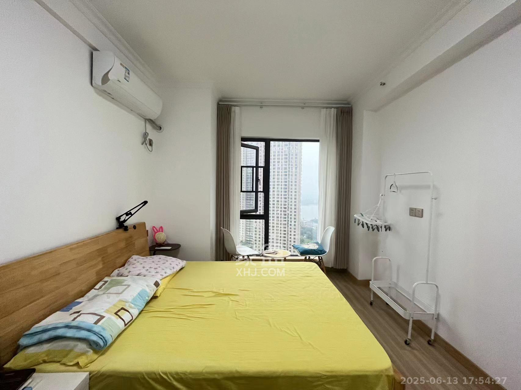 卓越江岸  1室1厅1卫    1800.0元/月 卓越江岸  1室1厅1卫    1800.0元/月室内图