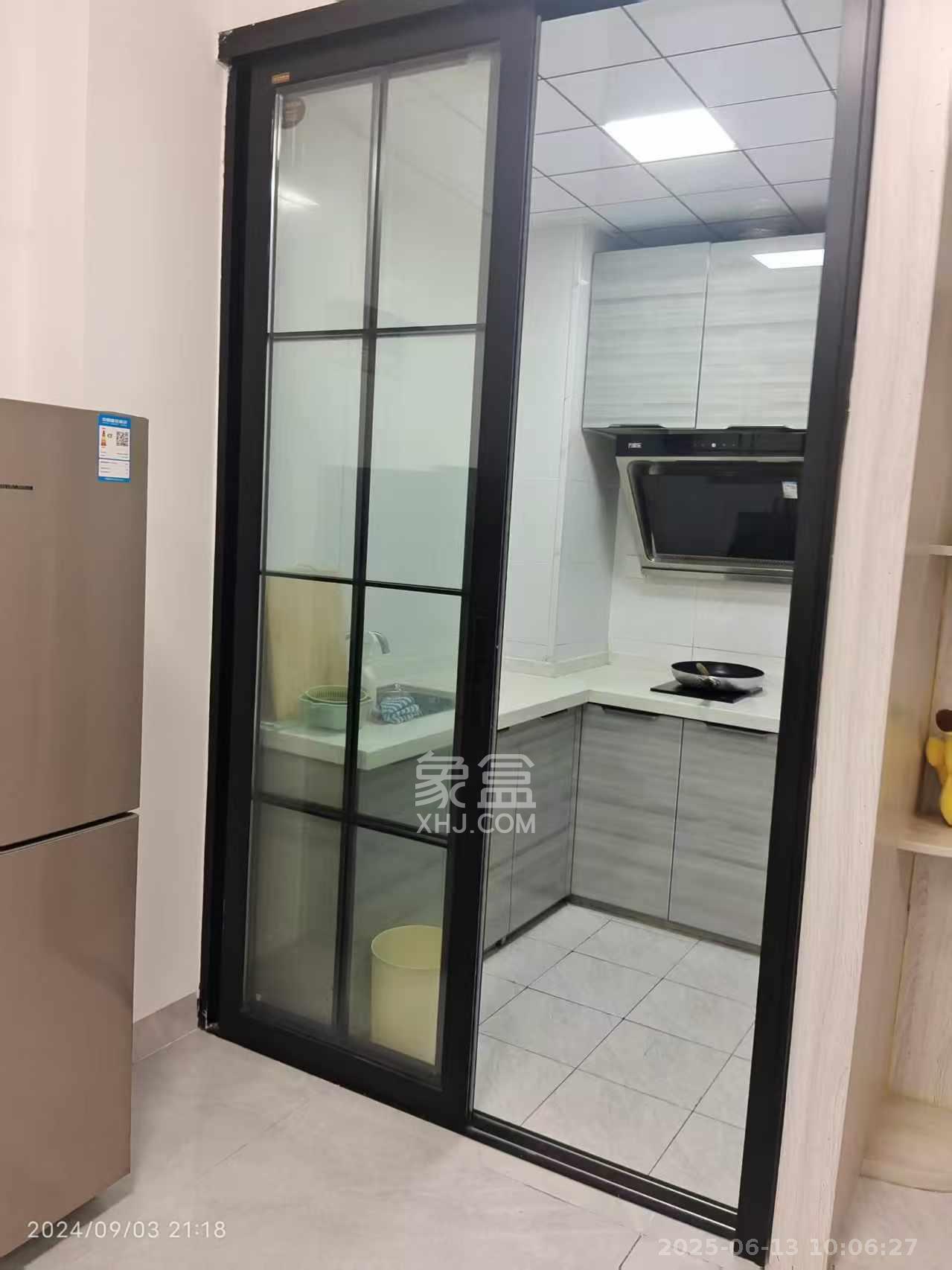 中南国际眼镜城（中伟商业中心）  2室2厅1卫   1600.00元/月室内图